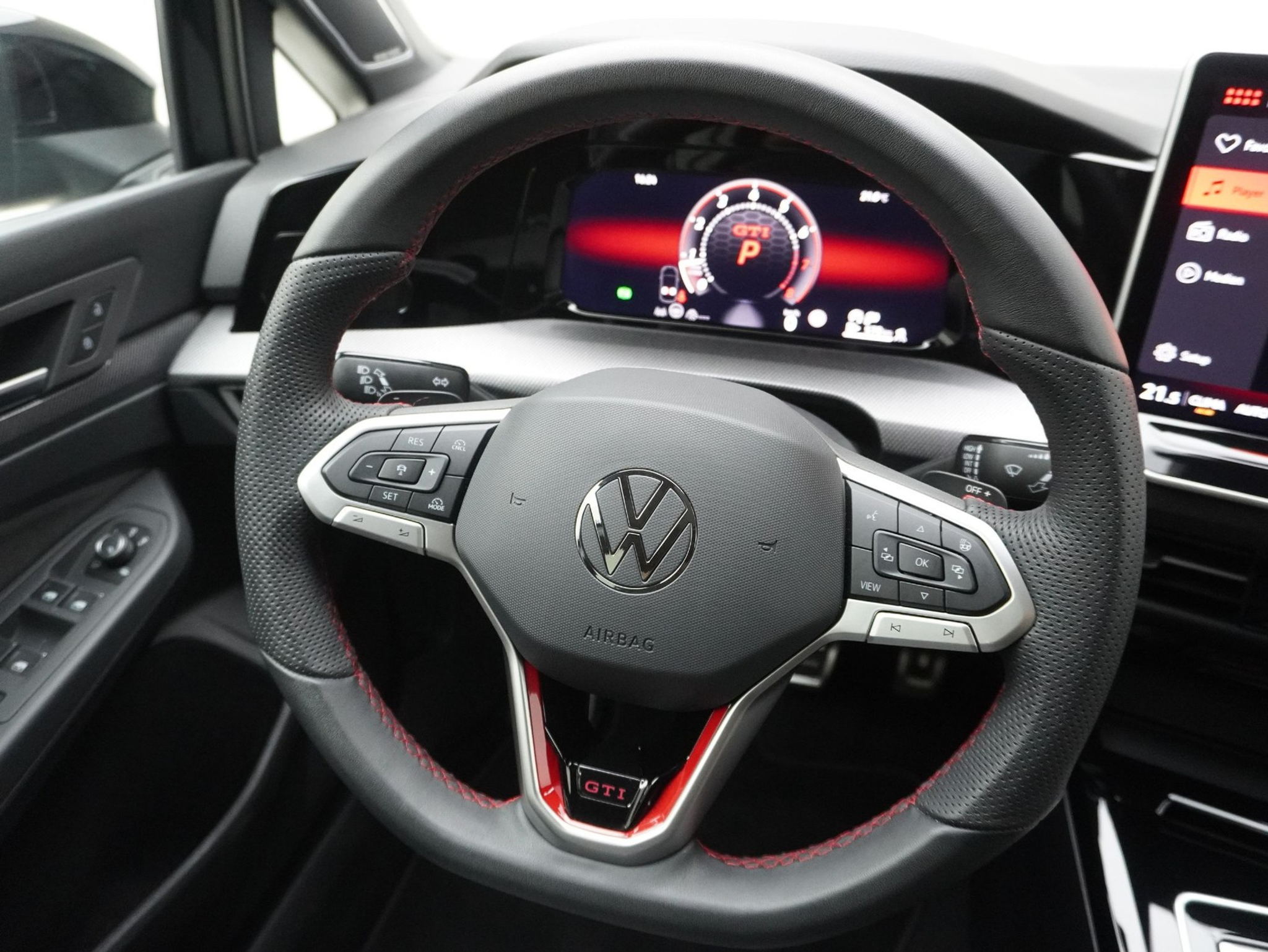 listing desktop thumbnail image 11