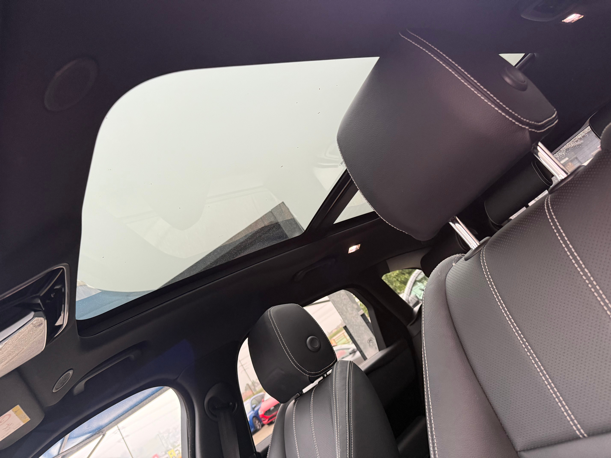 listing desktop thumbnail image 11