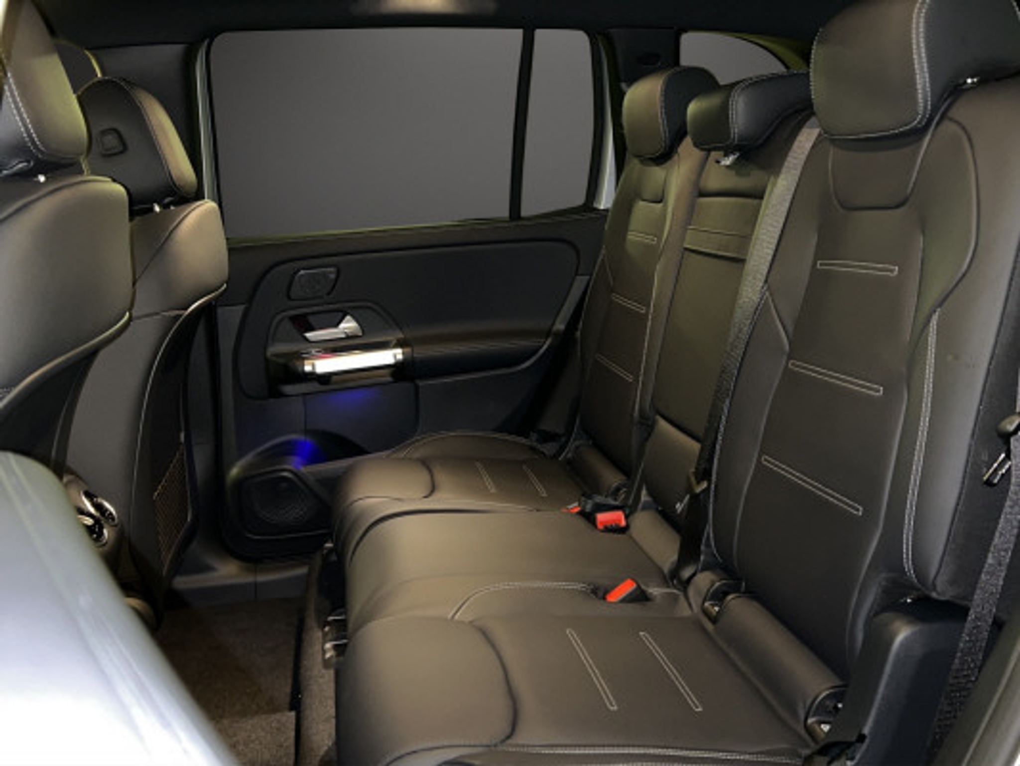 listing desktop thumbnail image 9