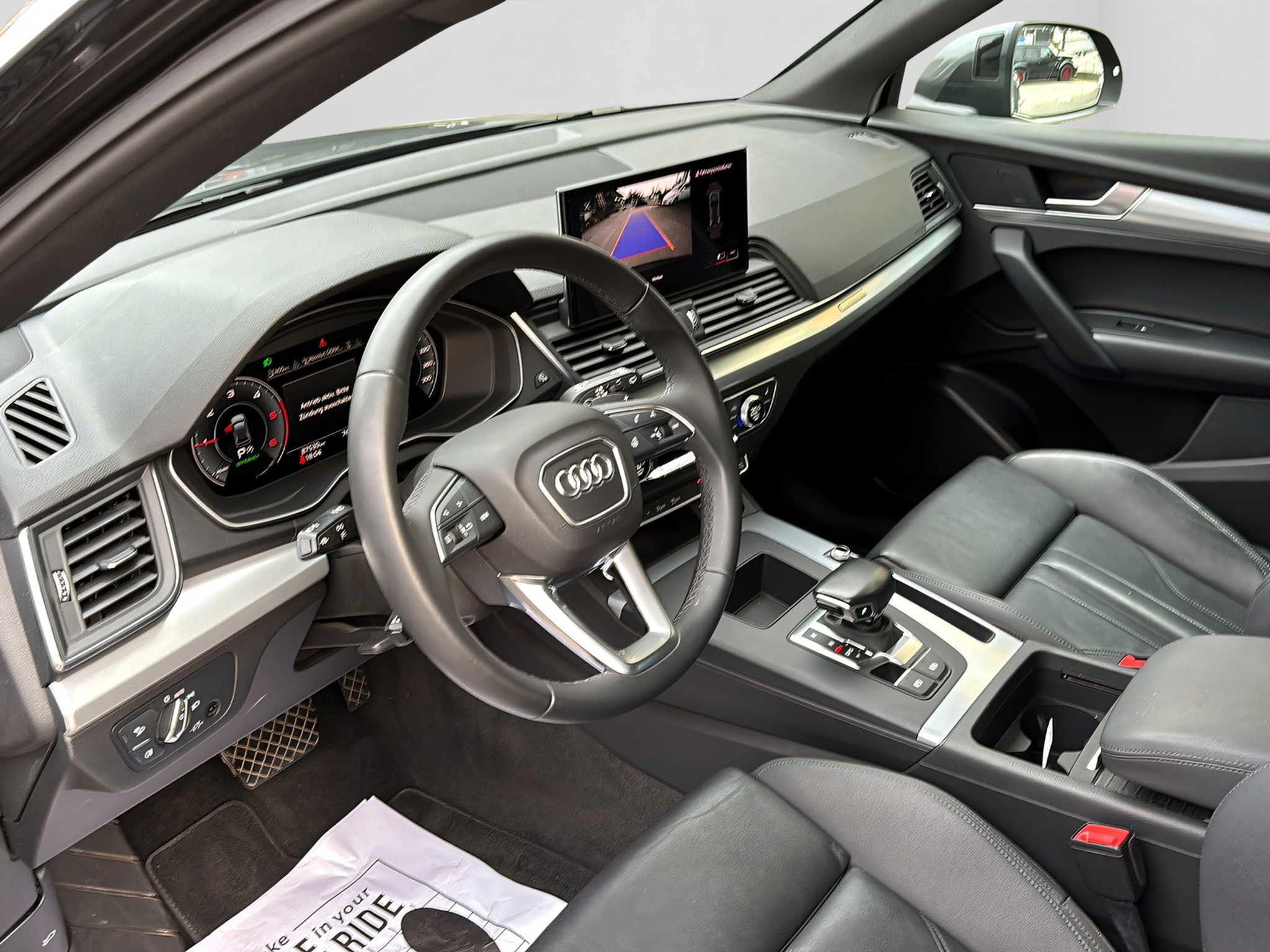 listing desktop thumbnail image 10