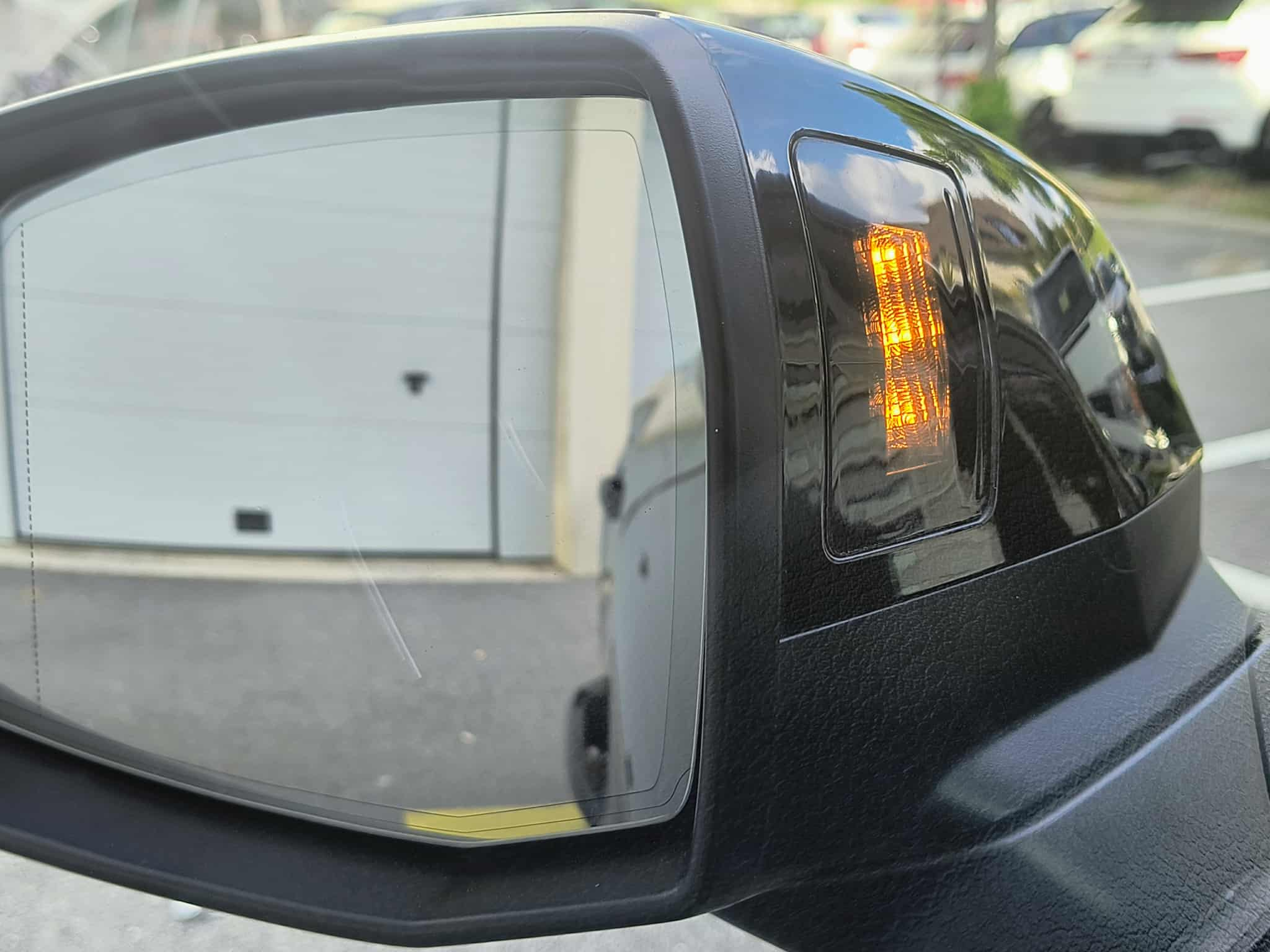 listing desktop thumbnail image 15