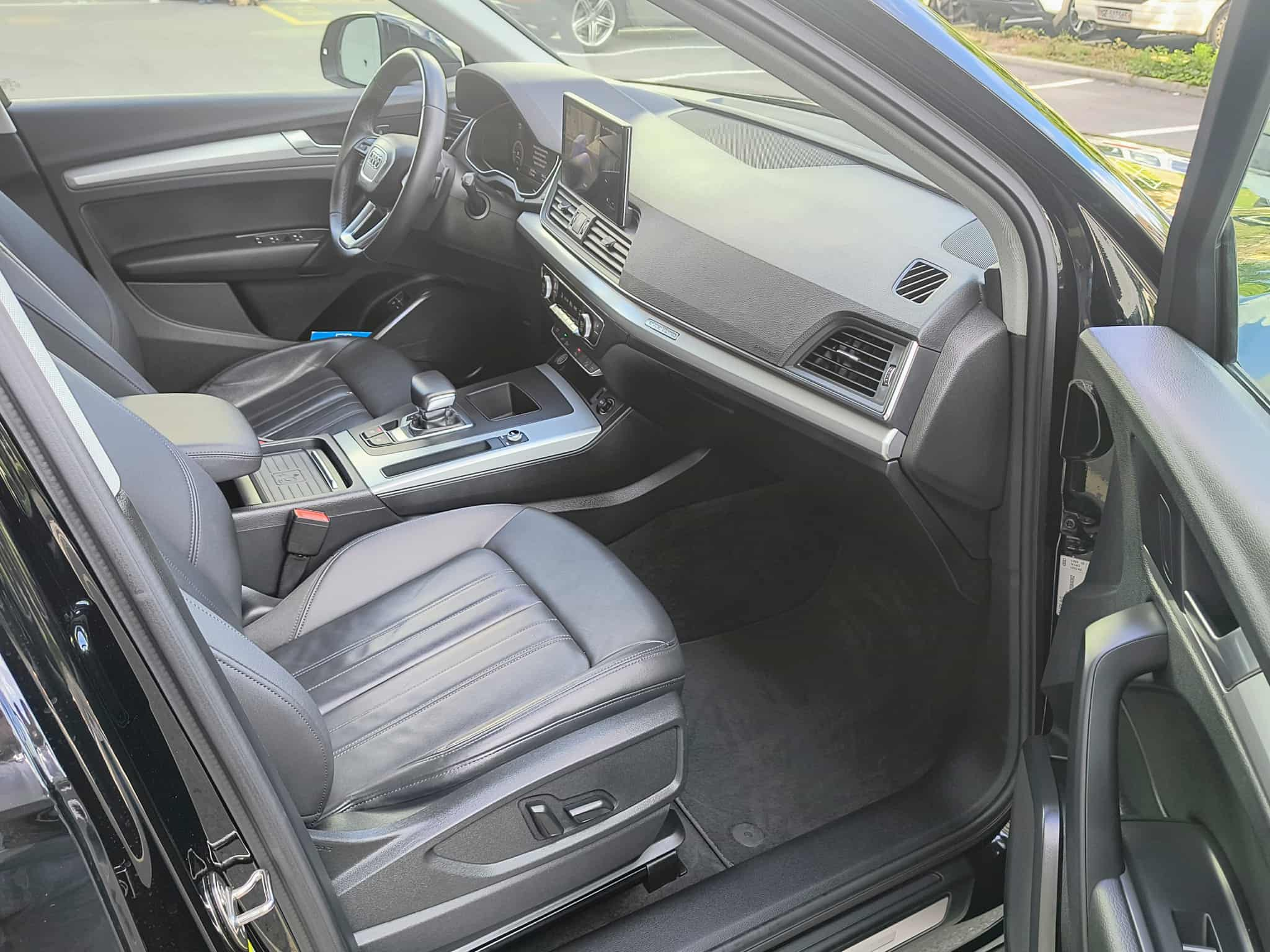 listing desktop thumbnail image 7