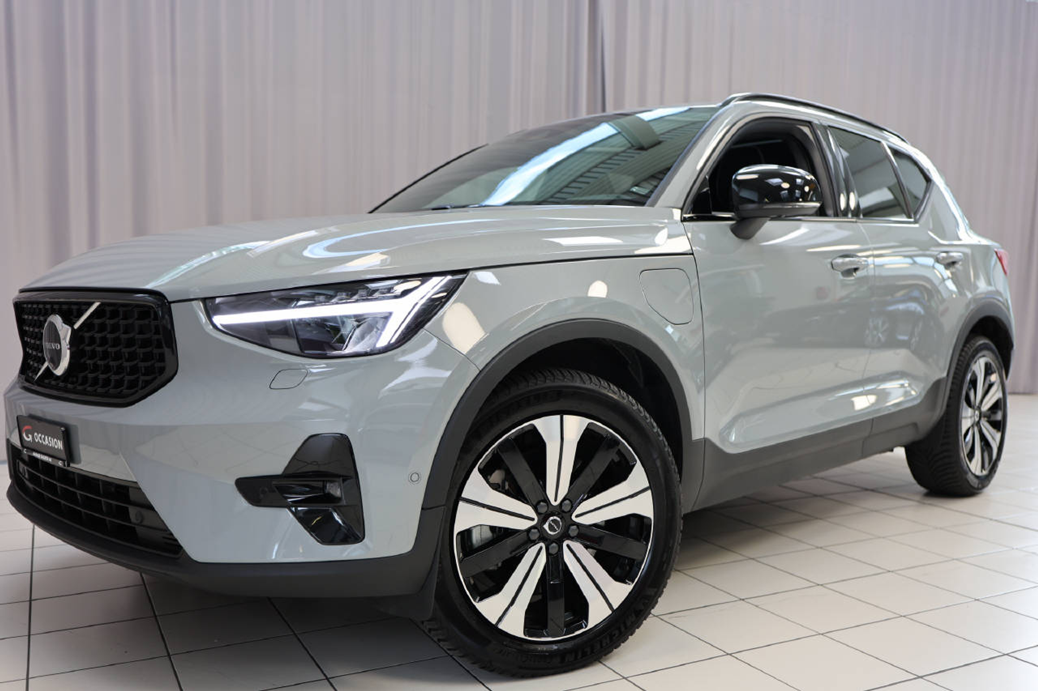 listing desktop thumbnail image 15