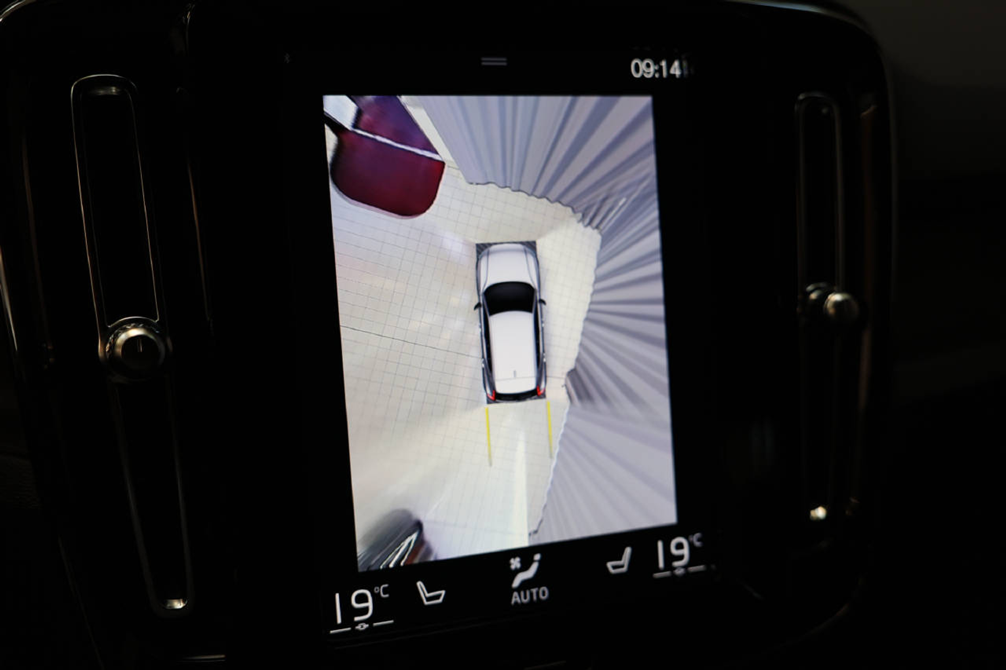 listing desktop thumbnail image 9