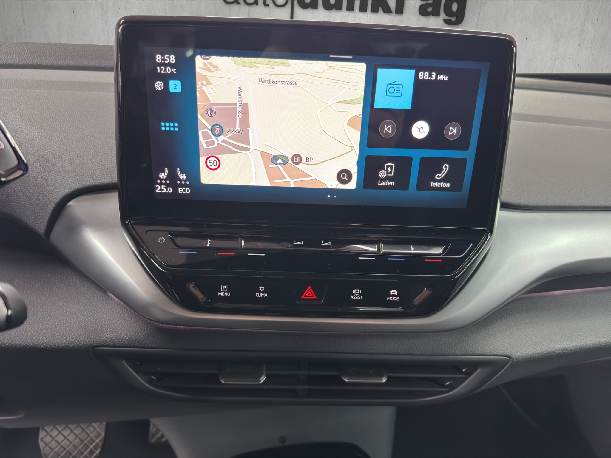 listing desktop thumbnail image 9