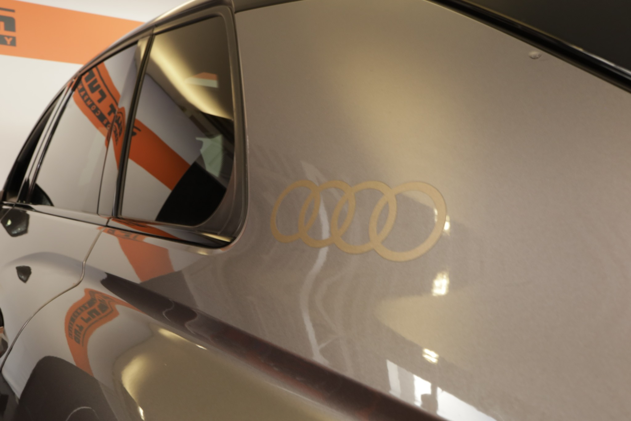 listing desktop thumbnail image 12