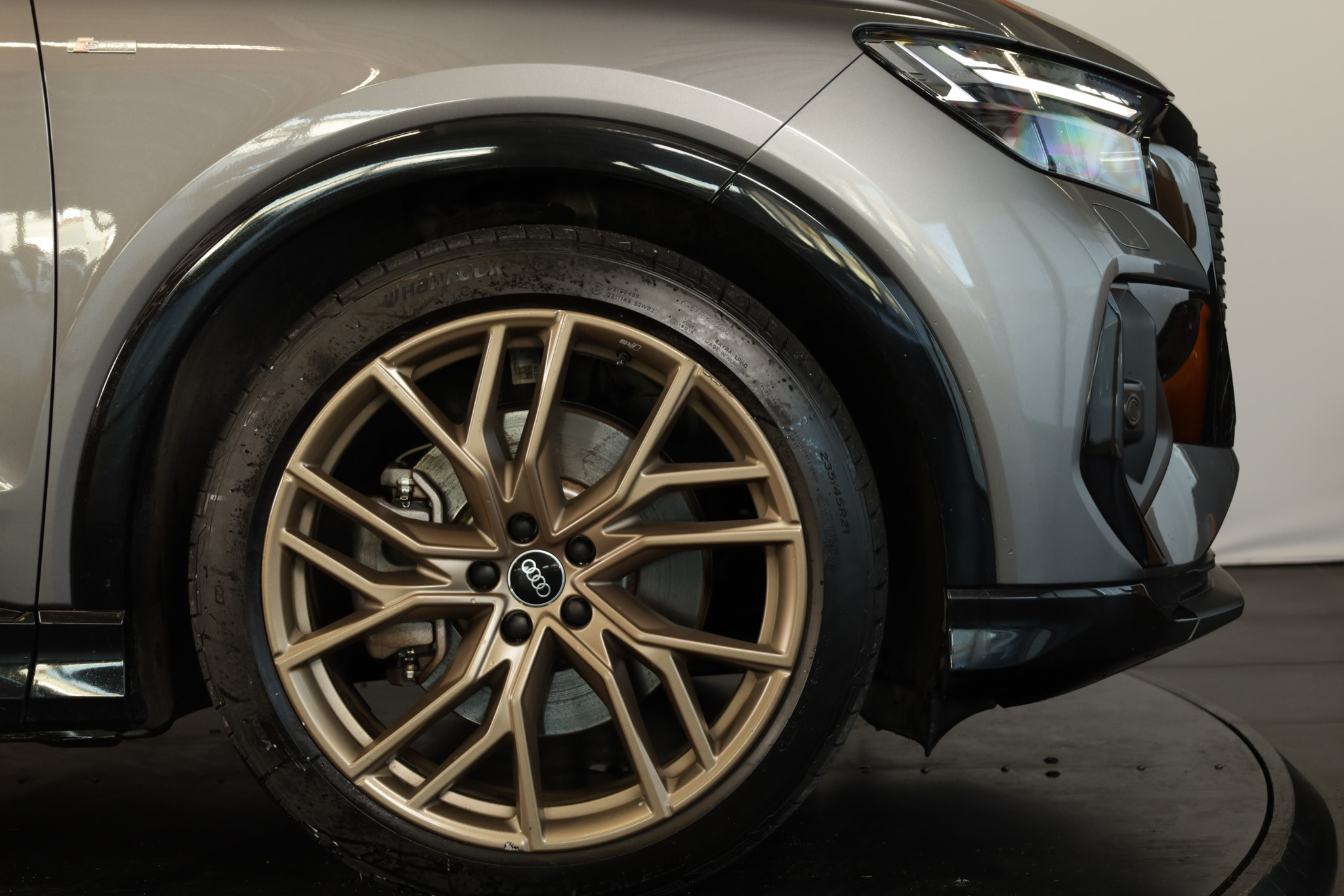 listing desktop thumbnail image 7