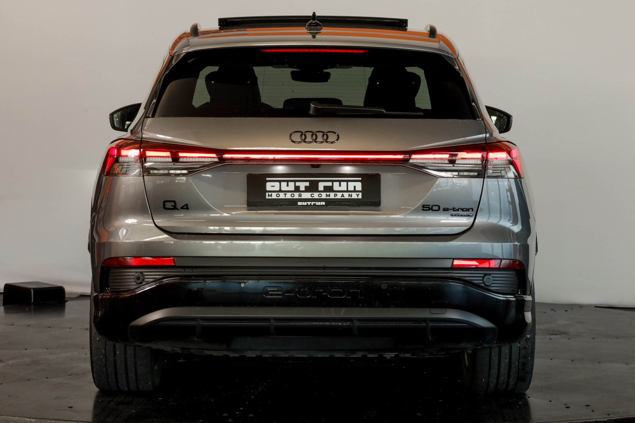 listing desktop thumbnail image 4