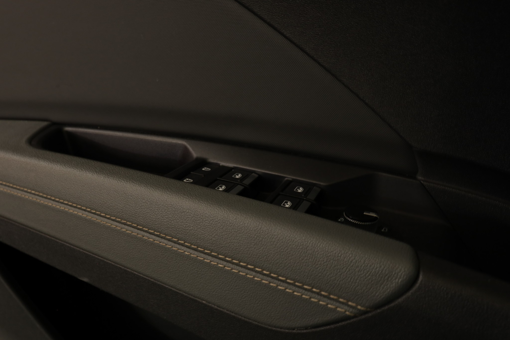 listing desktop thumbnail image 21