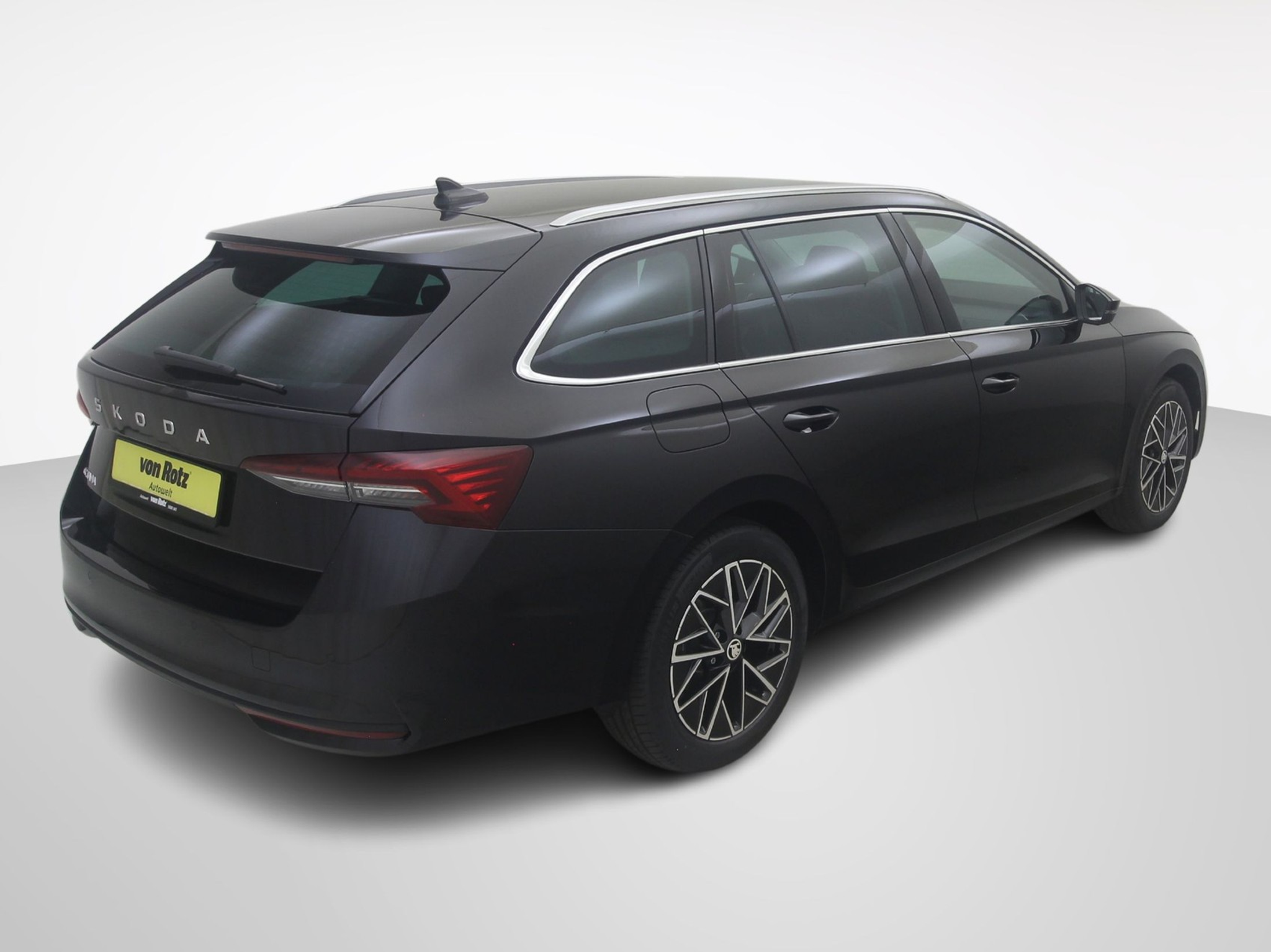 listing desktop thumbnail image 5