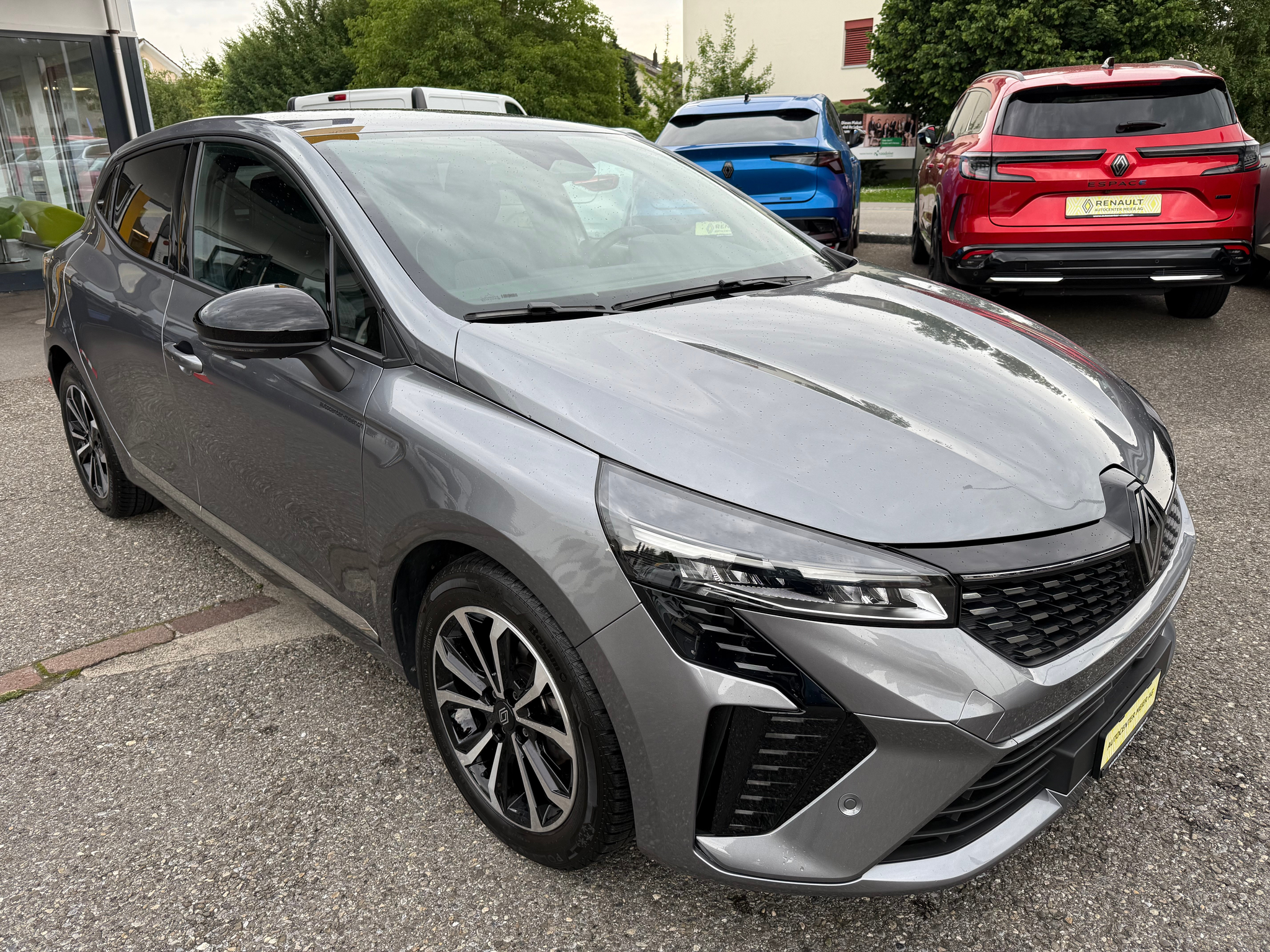 listing desktop thumbnail image 7