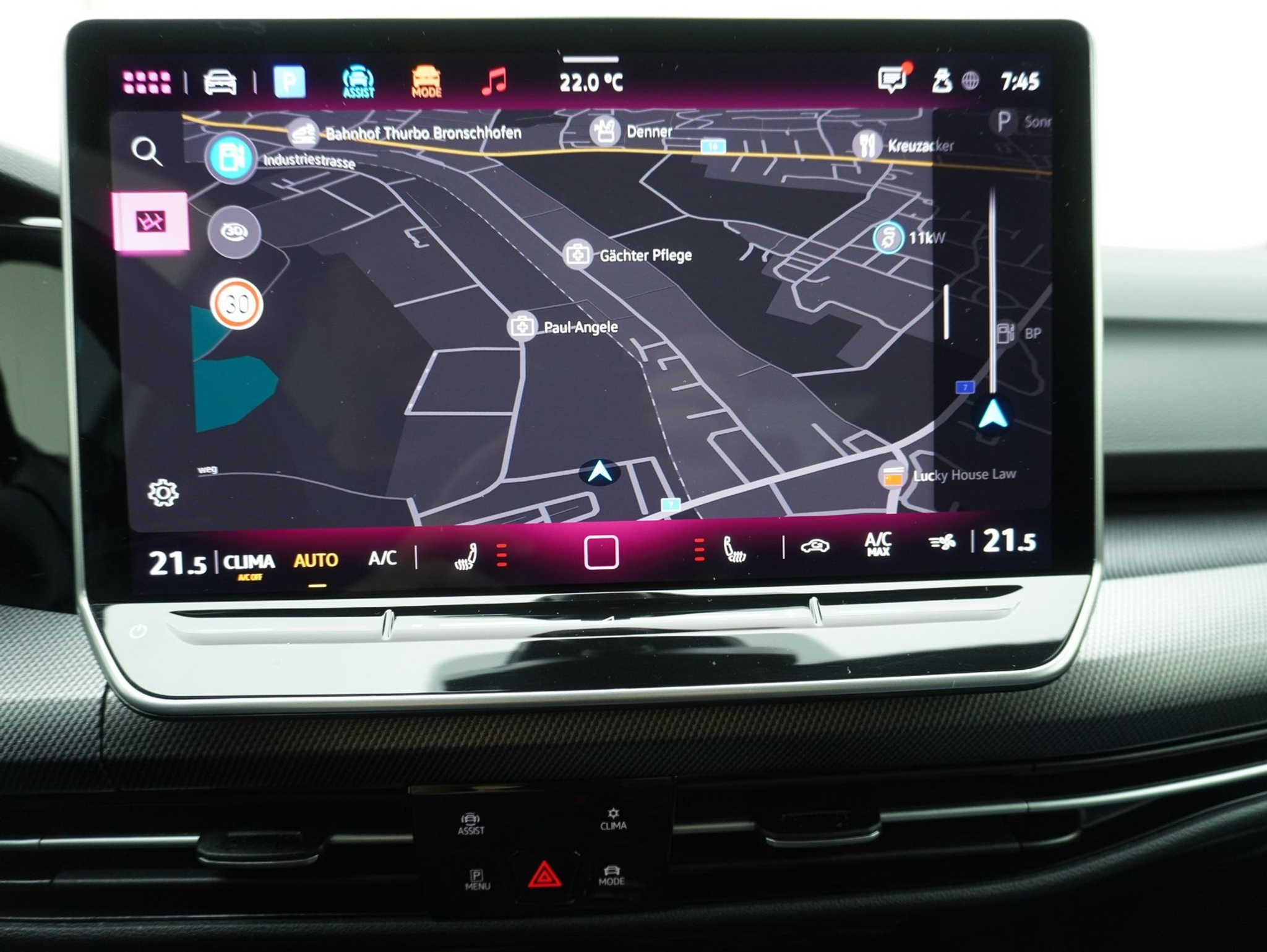 listing desktop thumbnail image 24