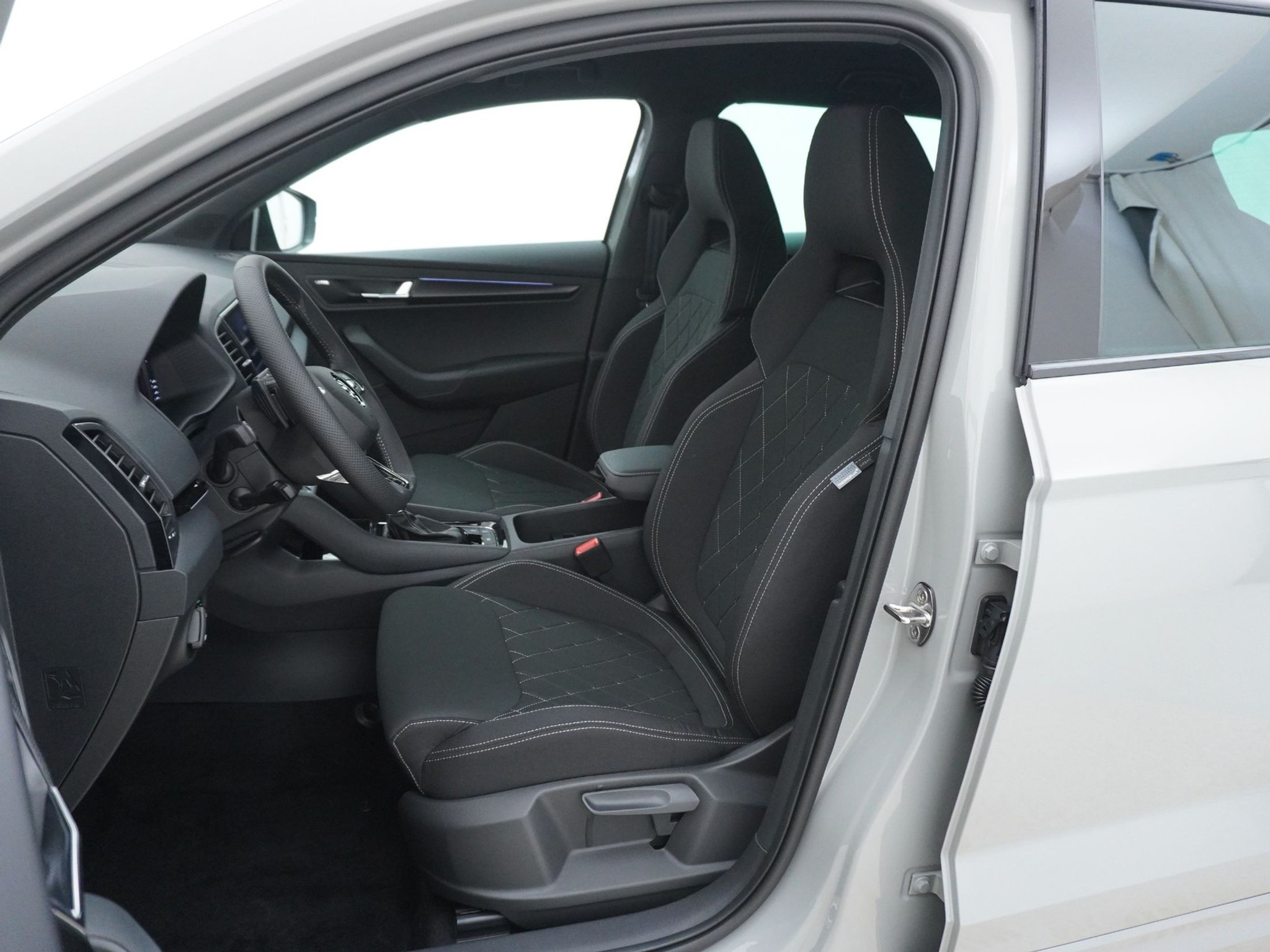 listing desktop thumbnail image 7