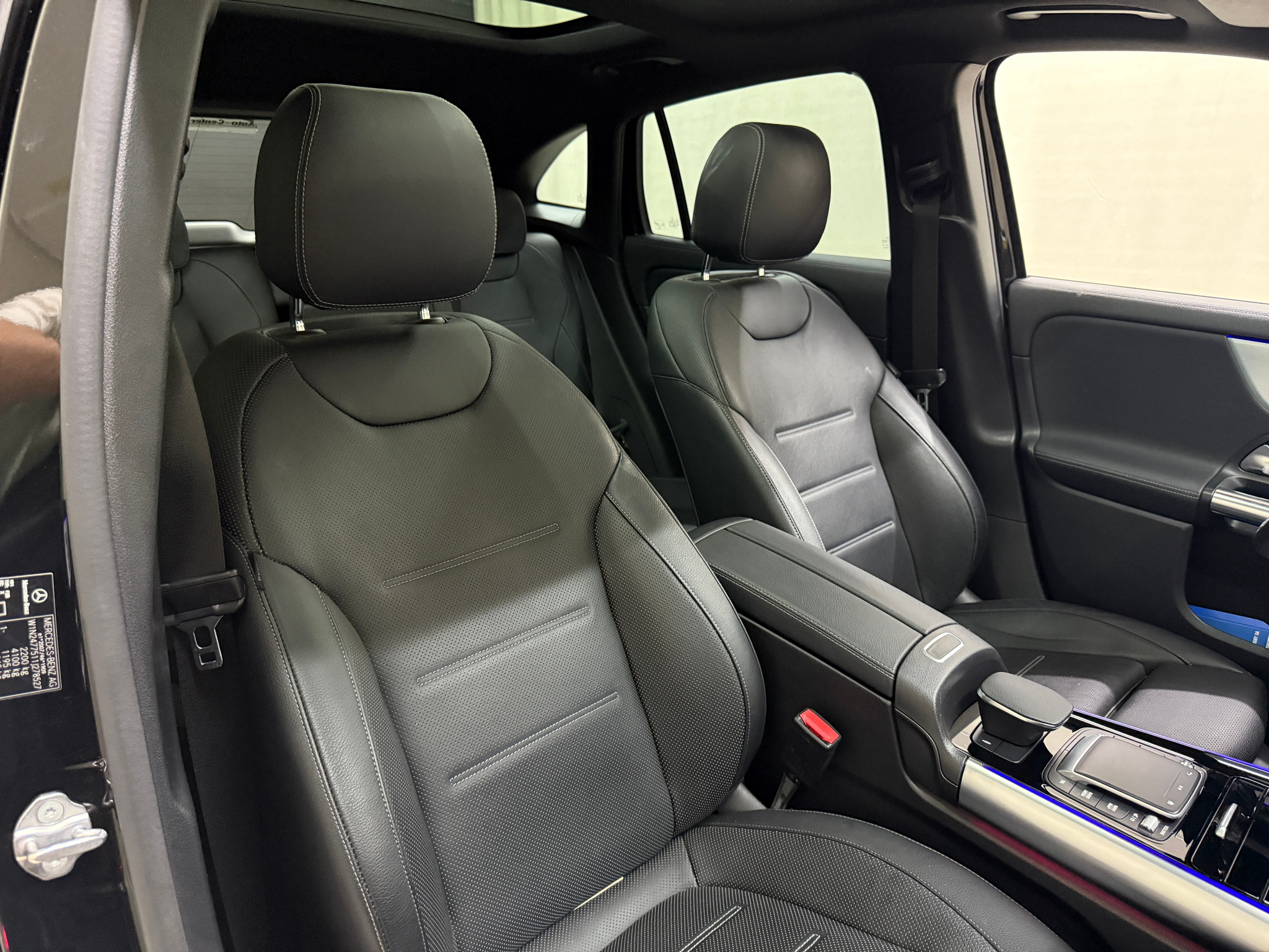 listing desktop thumbnail image 15