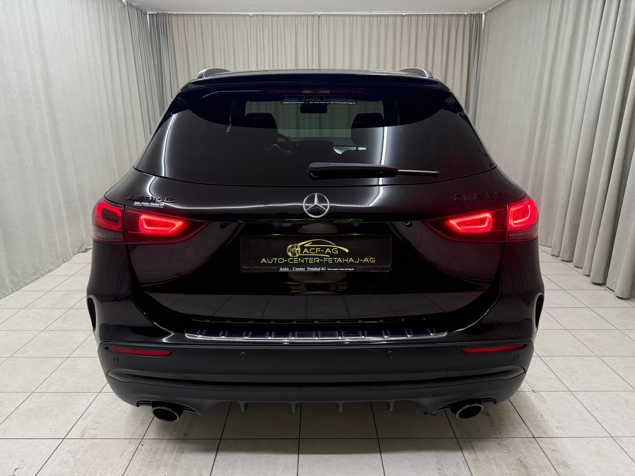 listing desktop thumbnail image 4