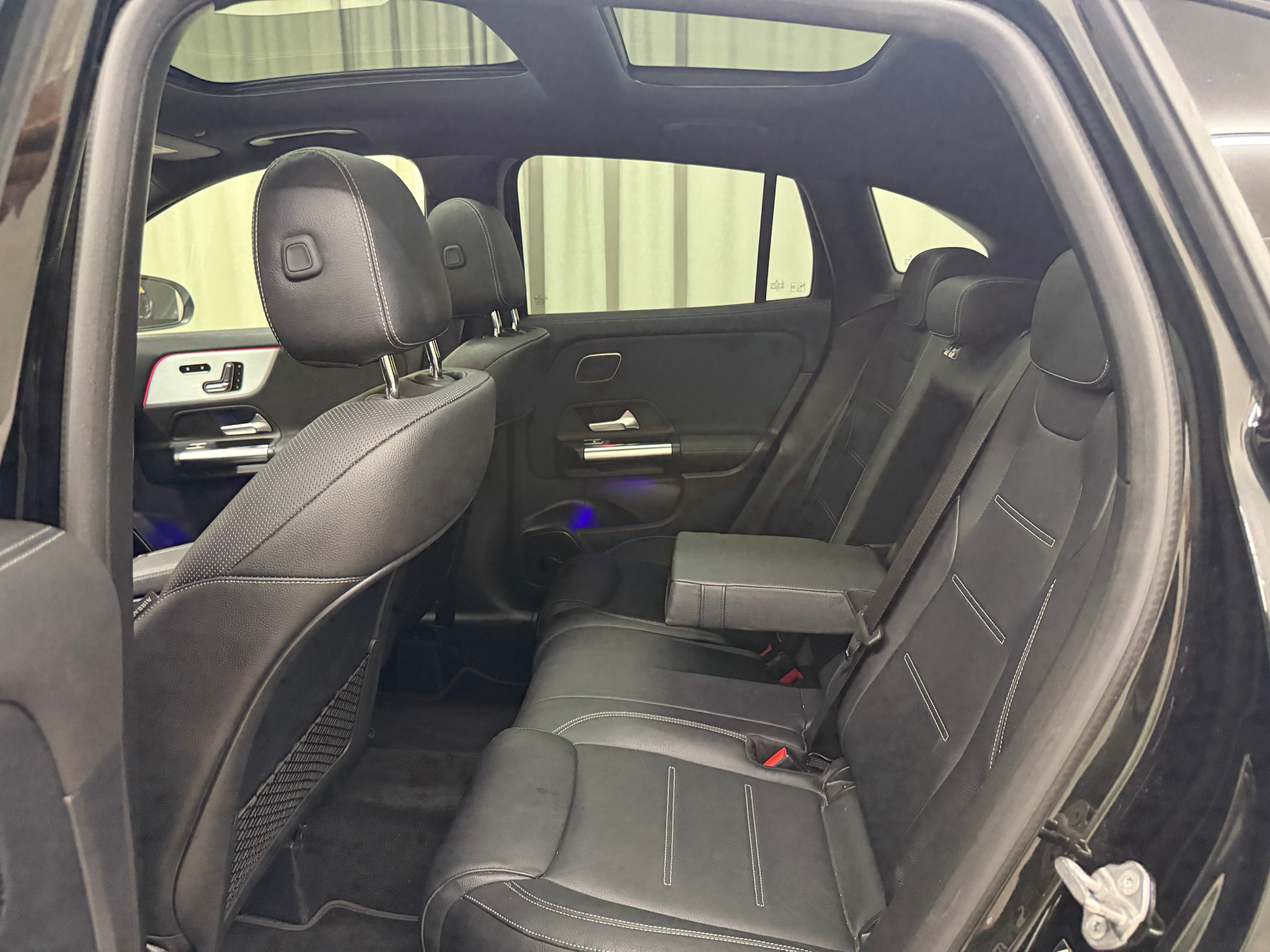 listing desktop thumbnail image 7