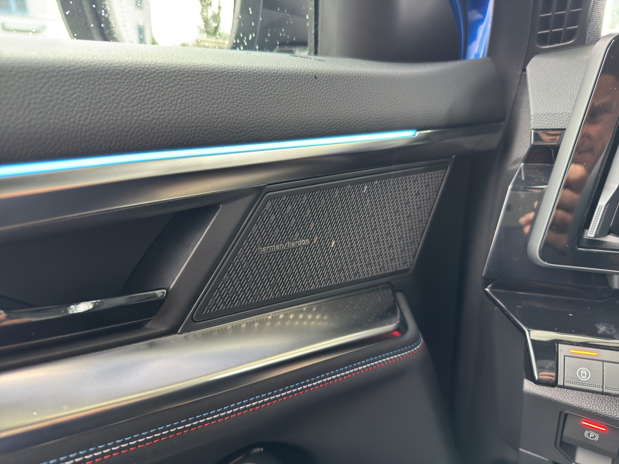 listing desktop thumbnail image 9