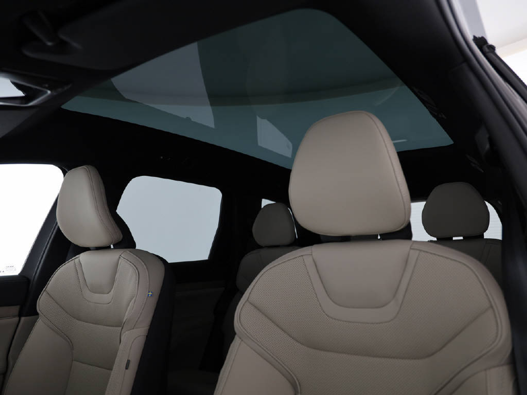 listing desktop thumbnail image 10