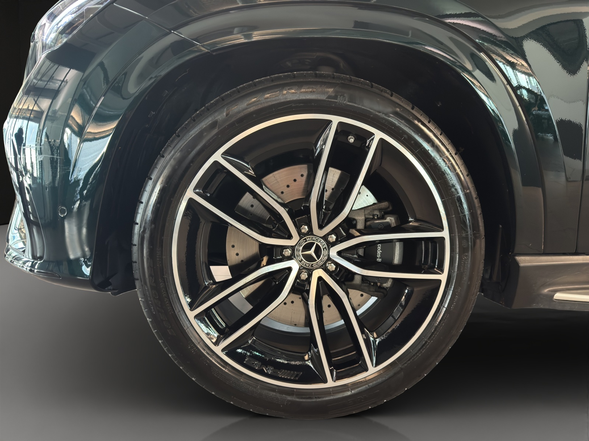 listing desktop thumbnail image 7