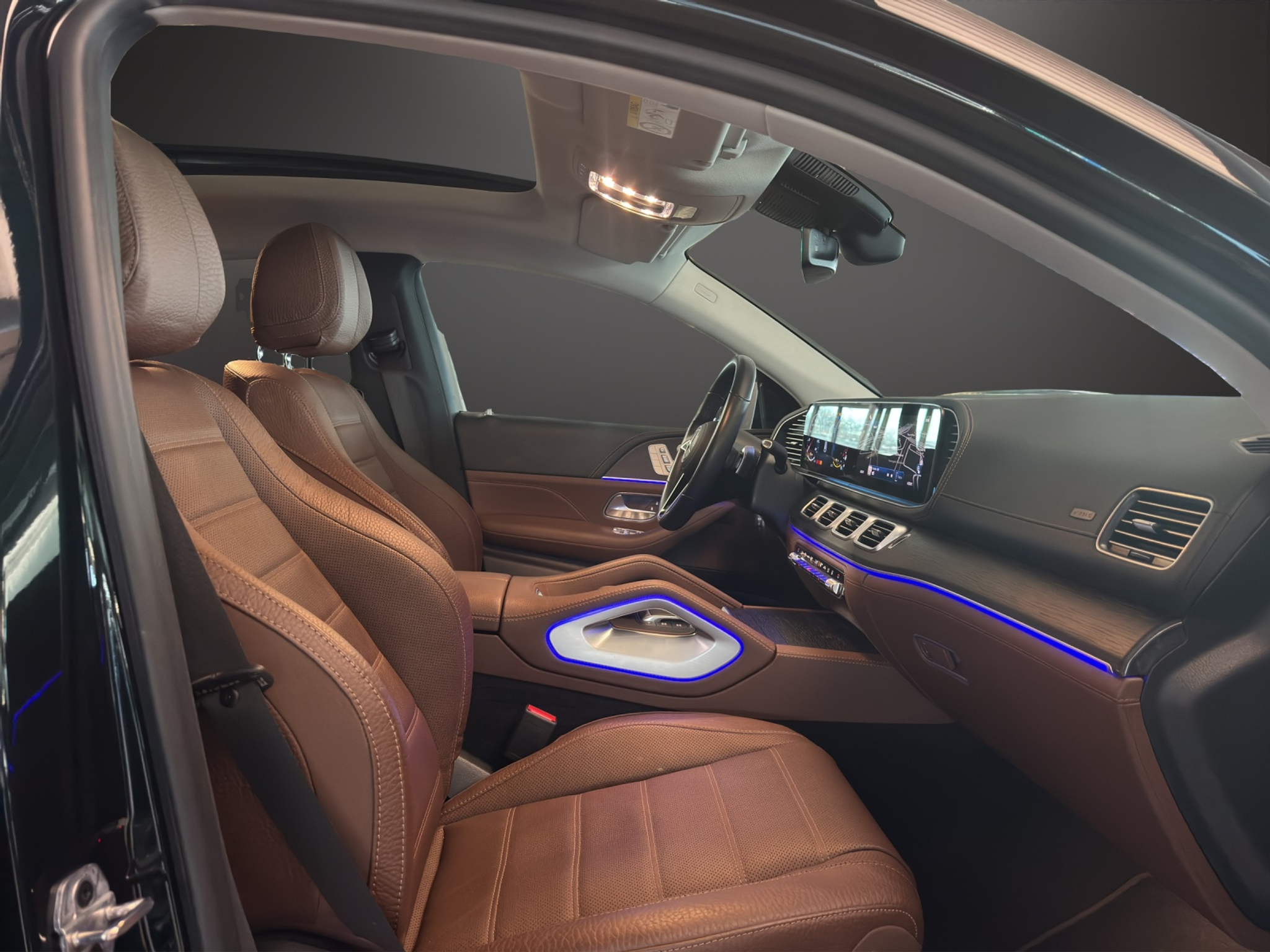 listing desktop thumbnail image 10