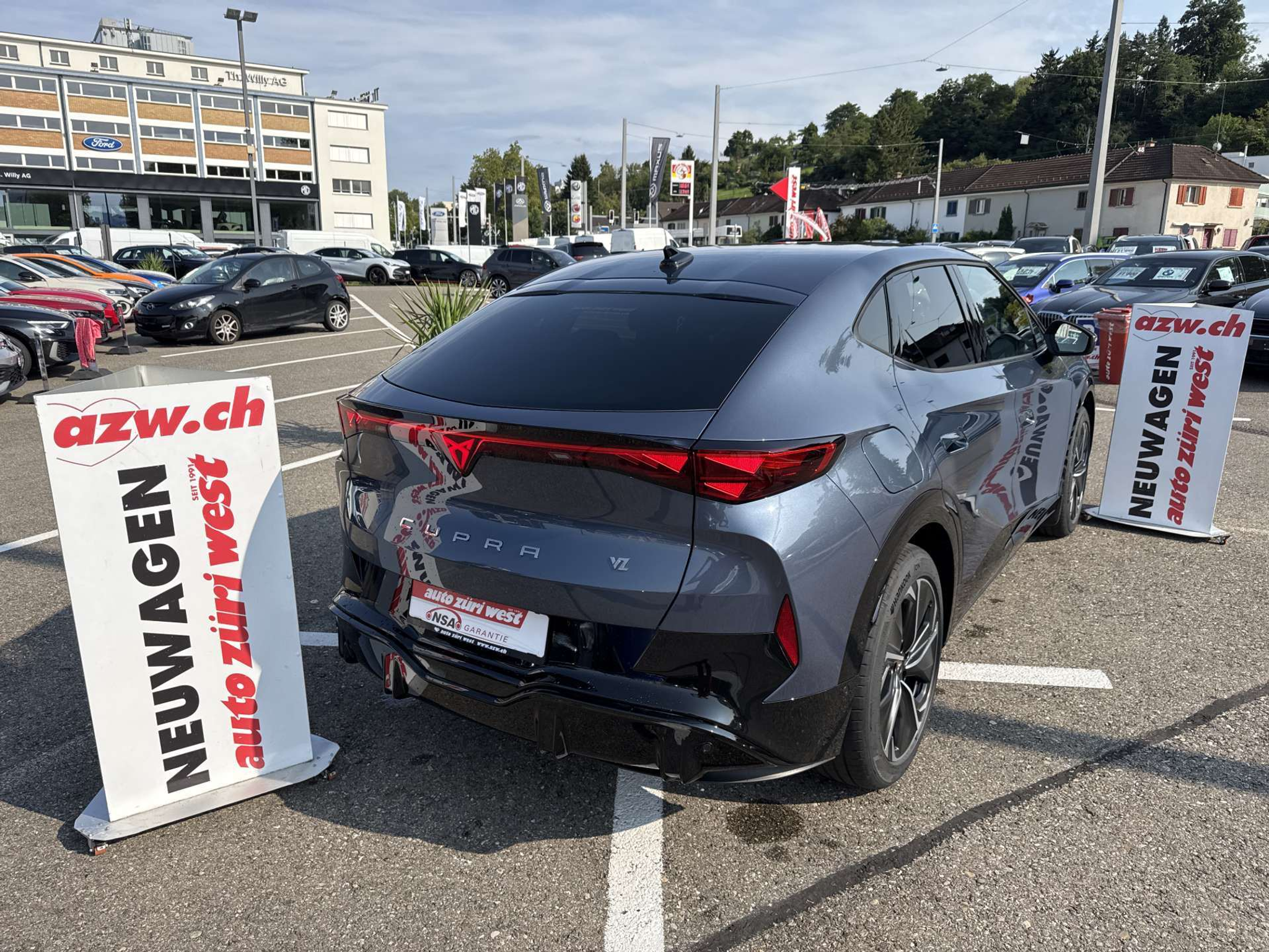 listing desktop thumbnail image 2