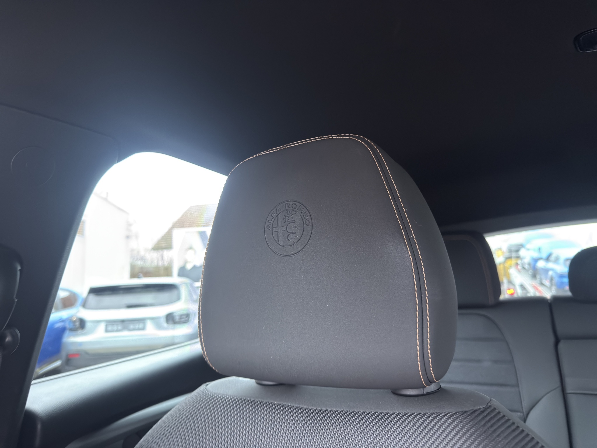 listing desktop thumbnail image 28