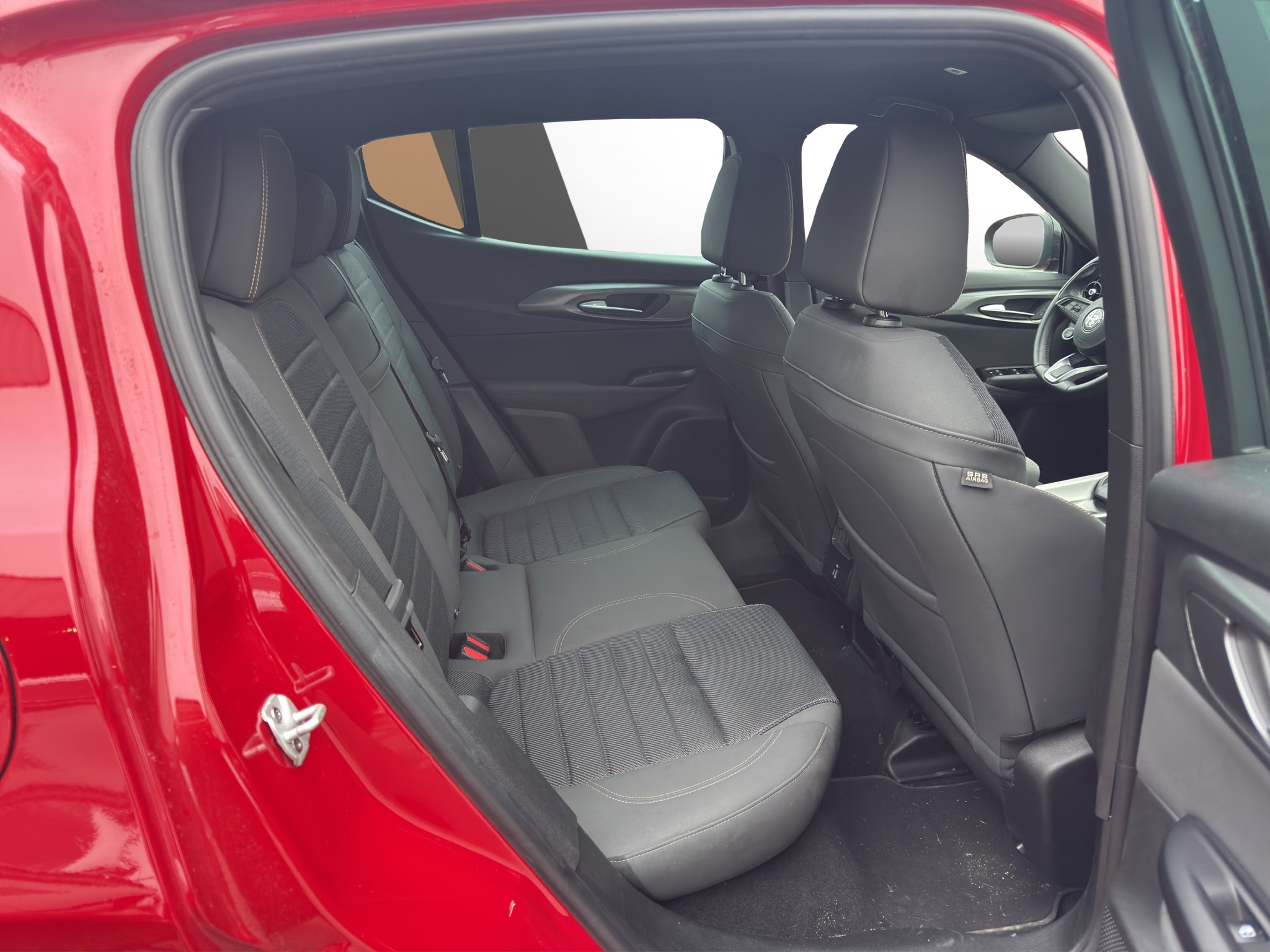 listing desktop thumbnail image 11