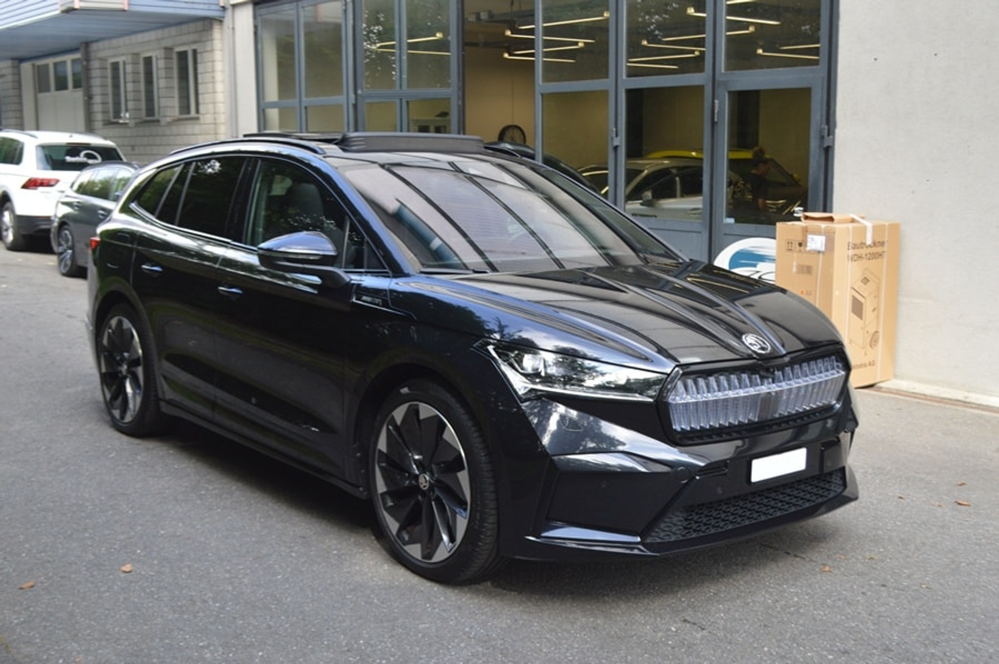 listing desktop thumbnail image 12