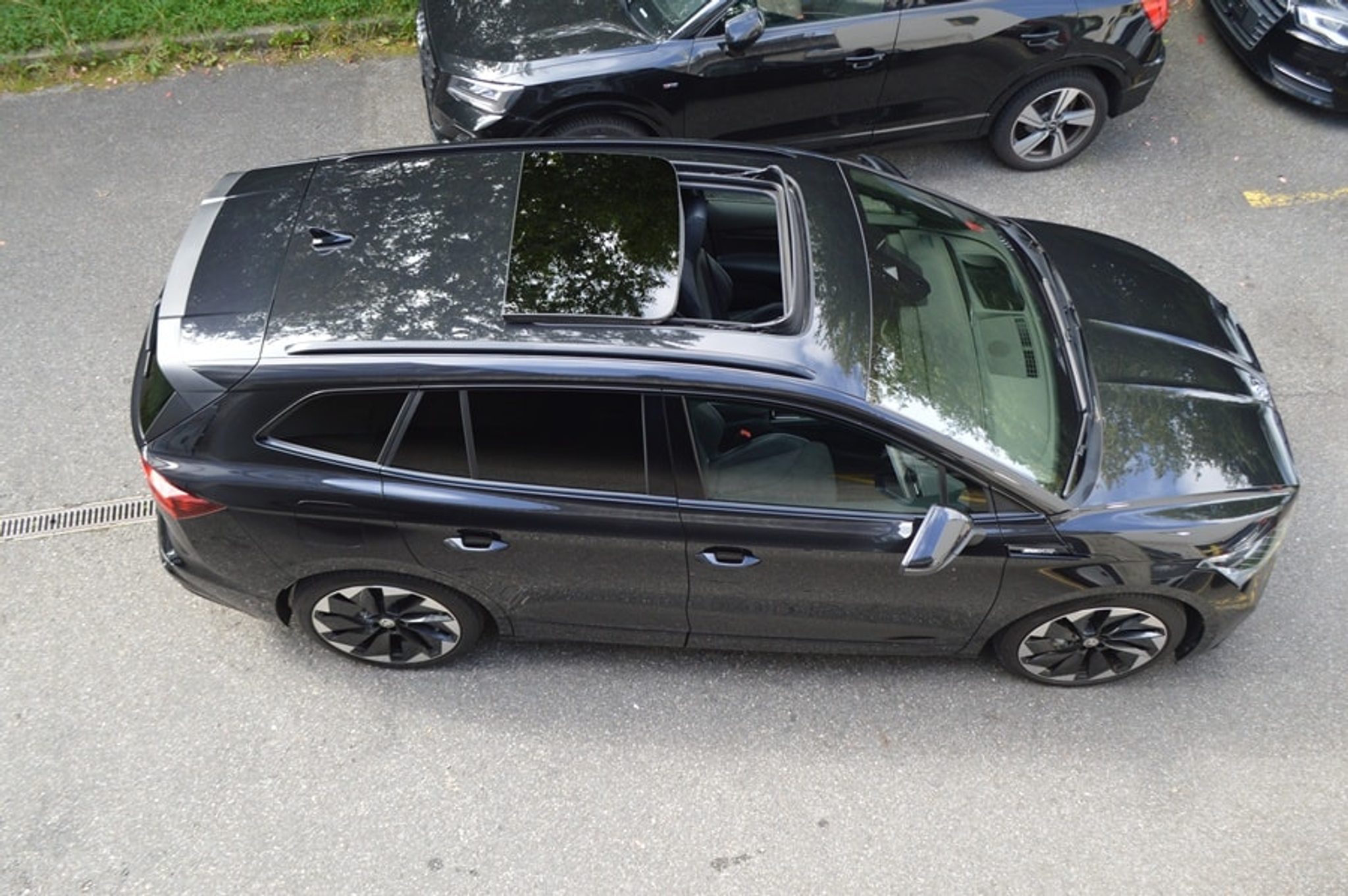 listing desktop thumbnail image 14