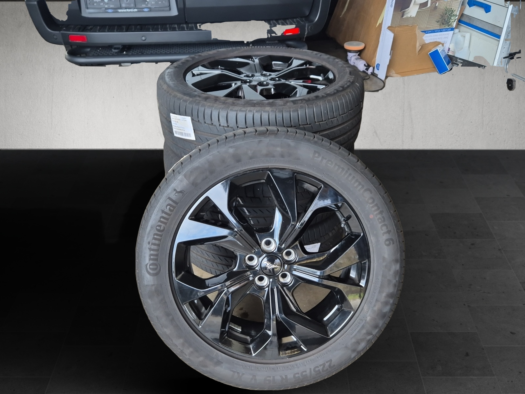 listing desktop thumbnail image 25