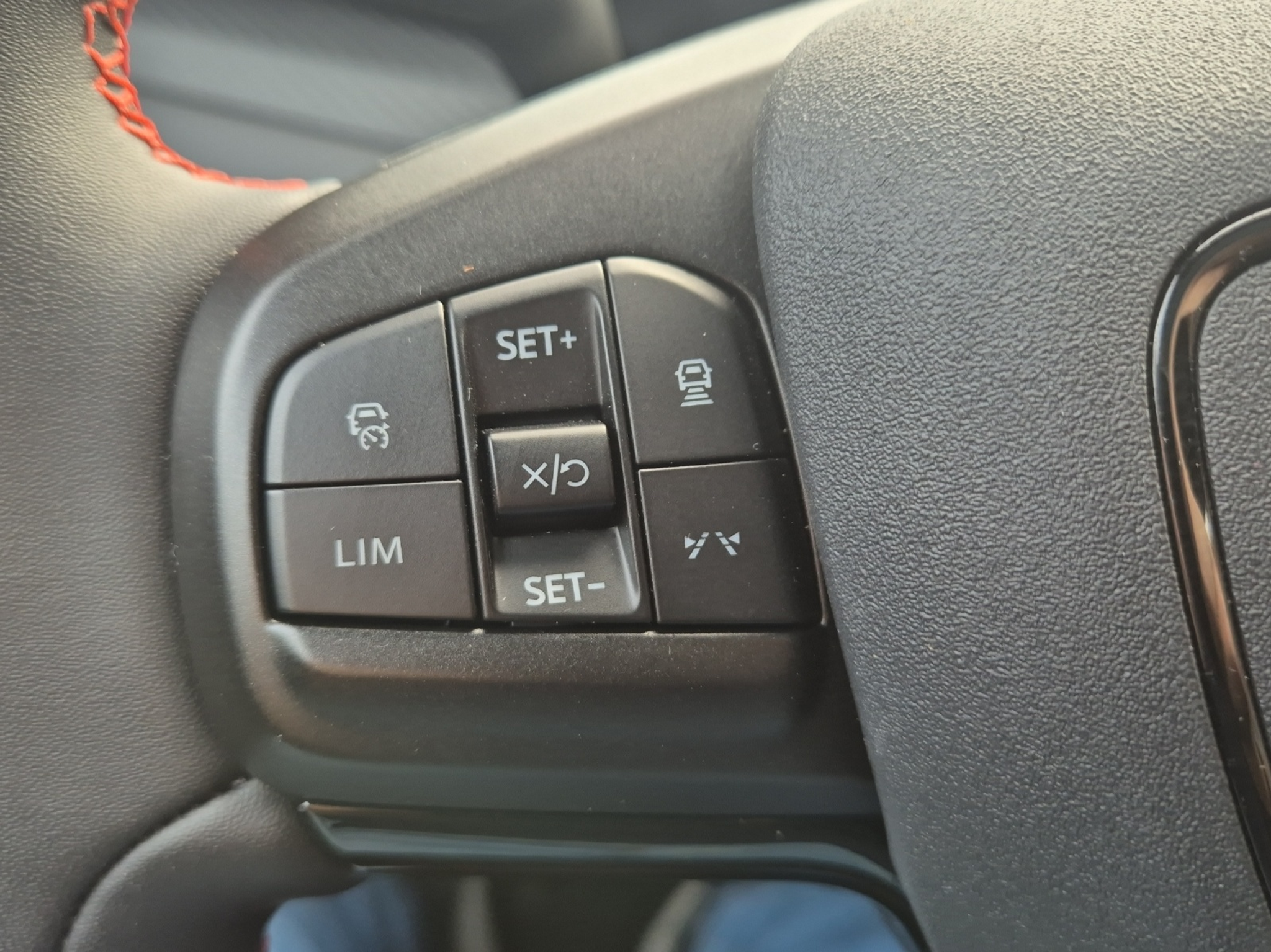 listing desktop thumbnail image 10