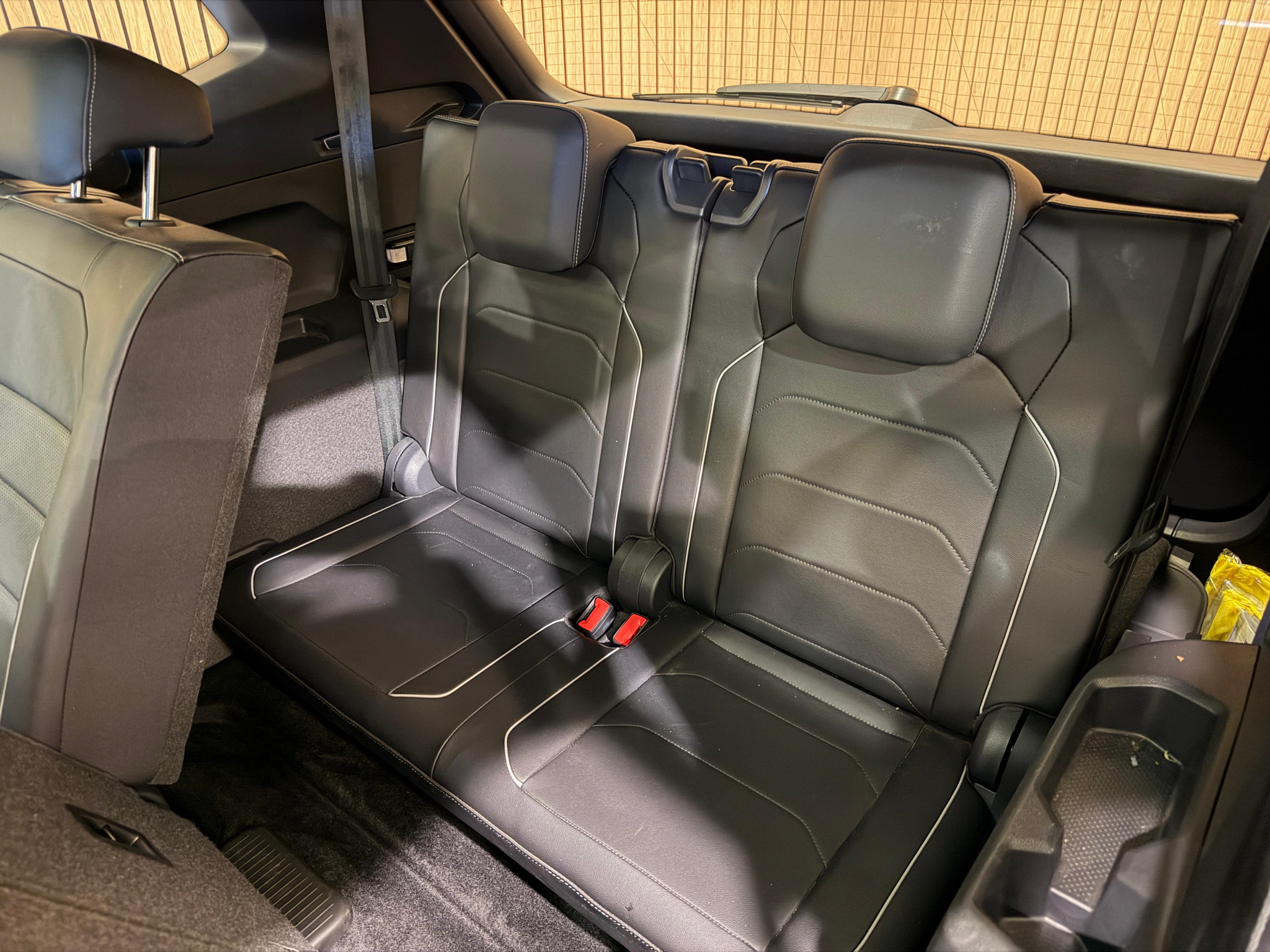 listing desktop thumbnail image 21