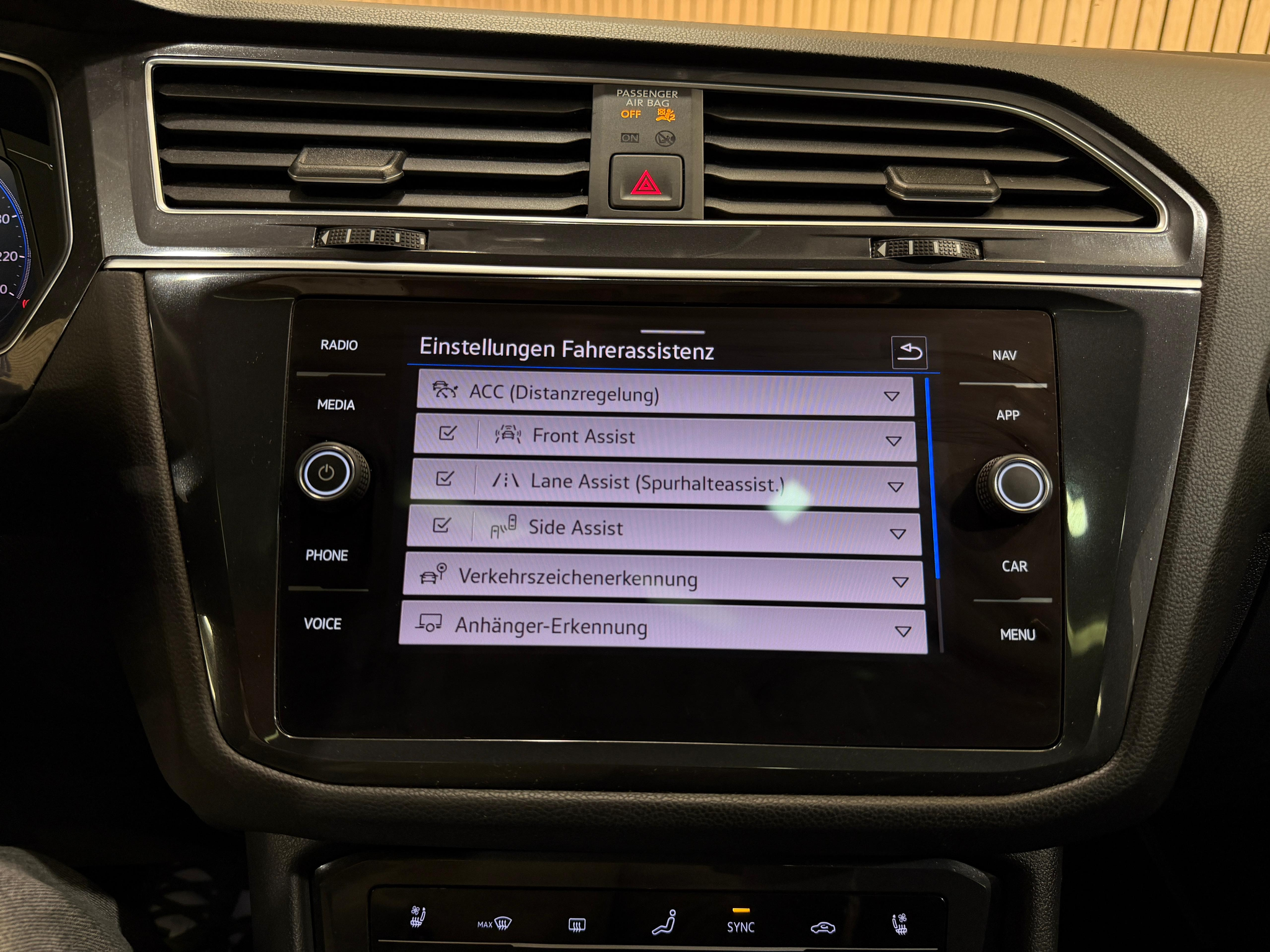 listing desktop thumbnail image 13