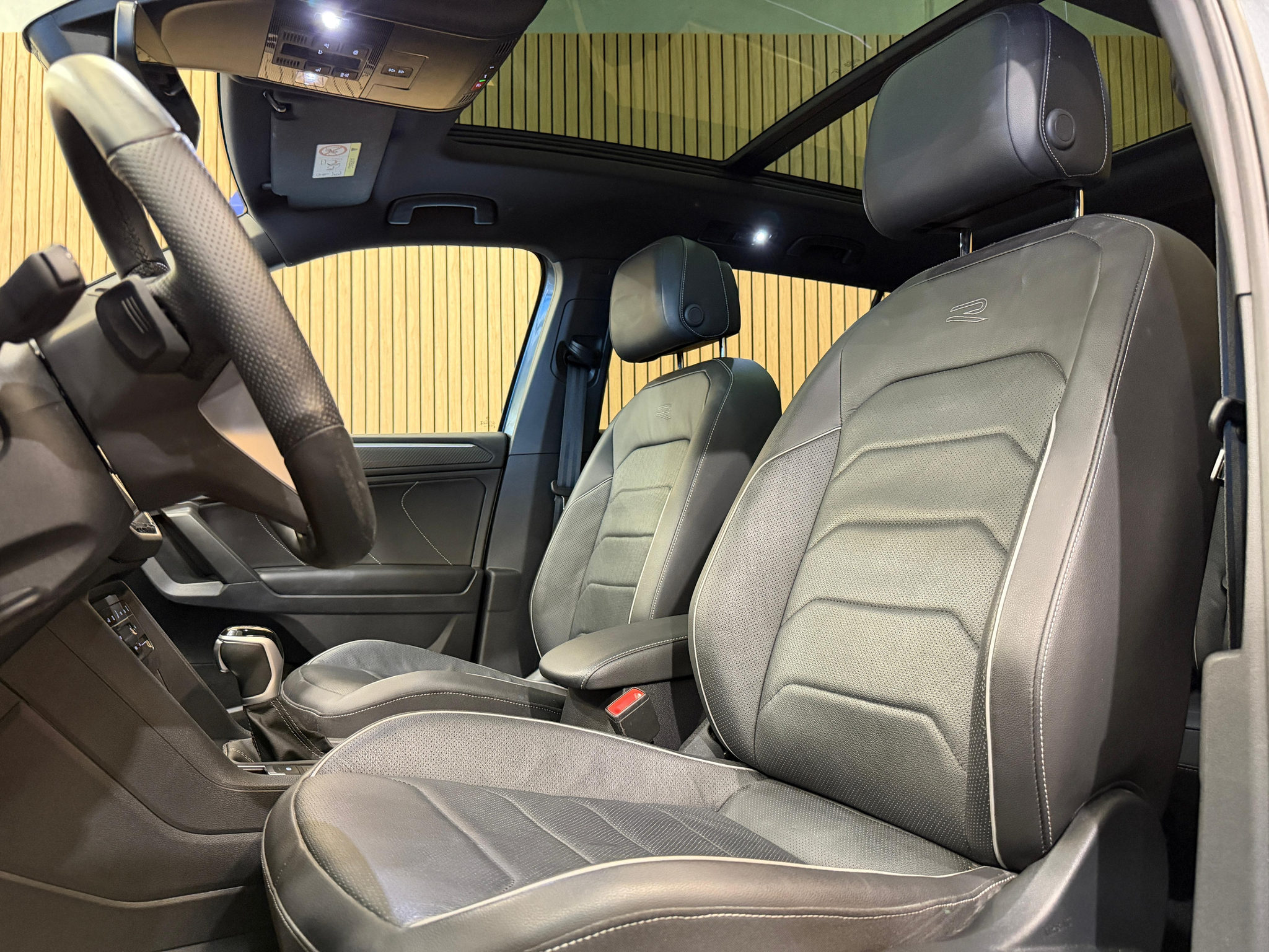 listing desktop thumbnail image 19