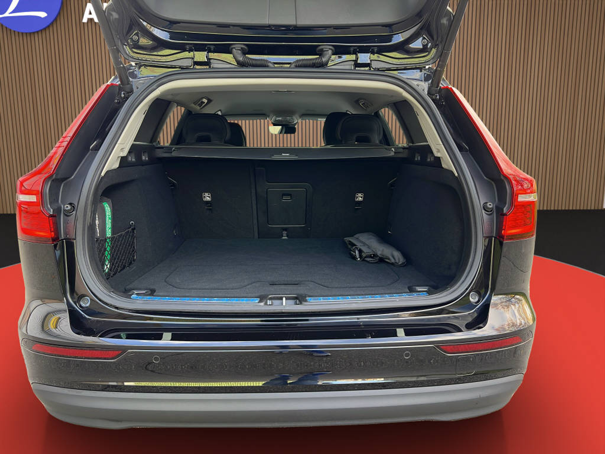 listing desktop thumbnail image 9