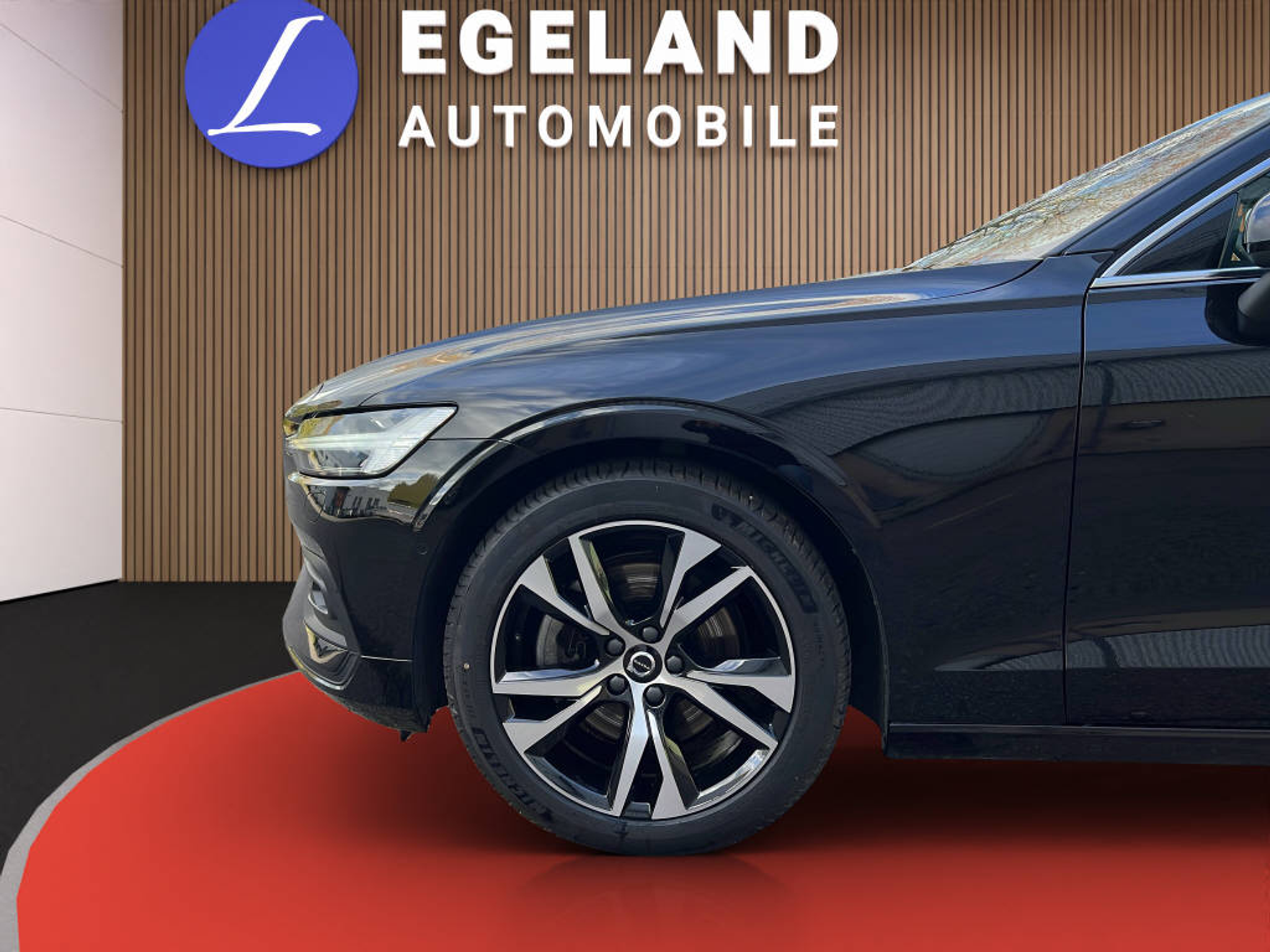 listing desktop thumbnail image 8