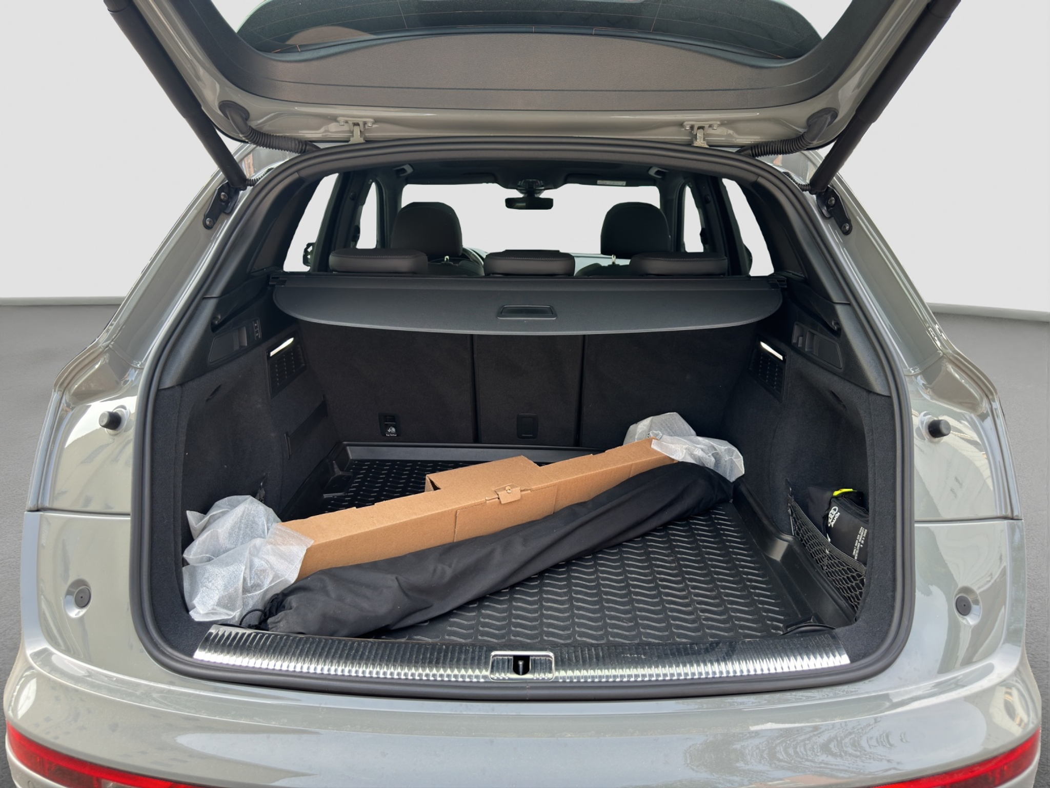 listing desktop thumbnail image 9