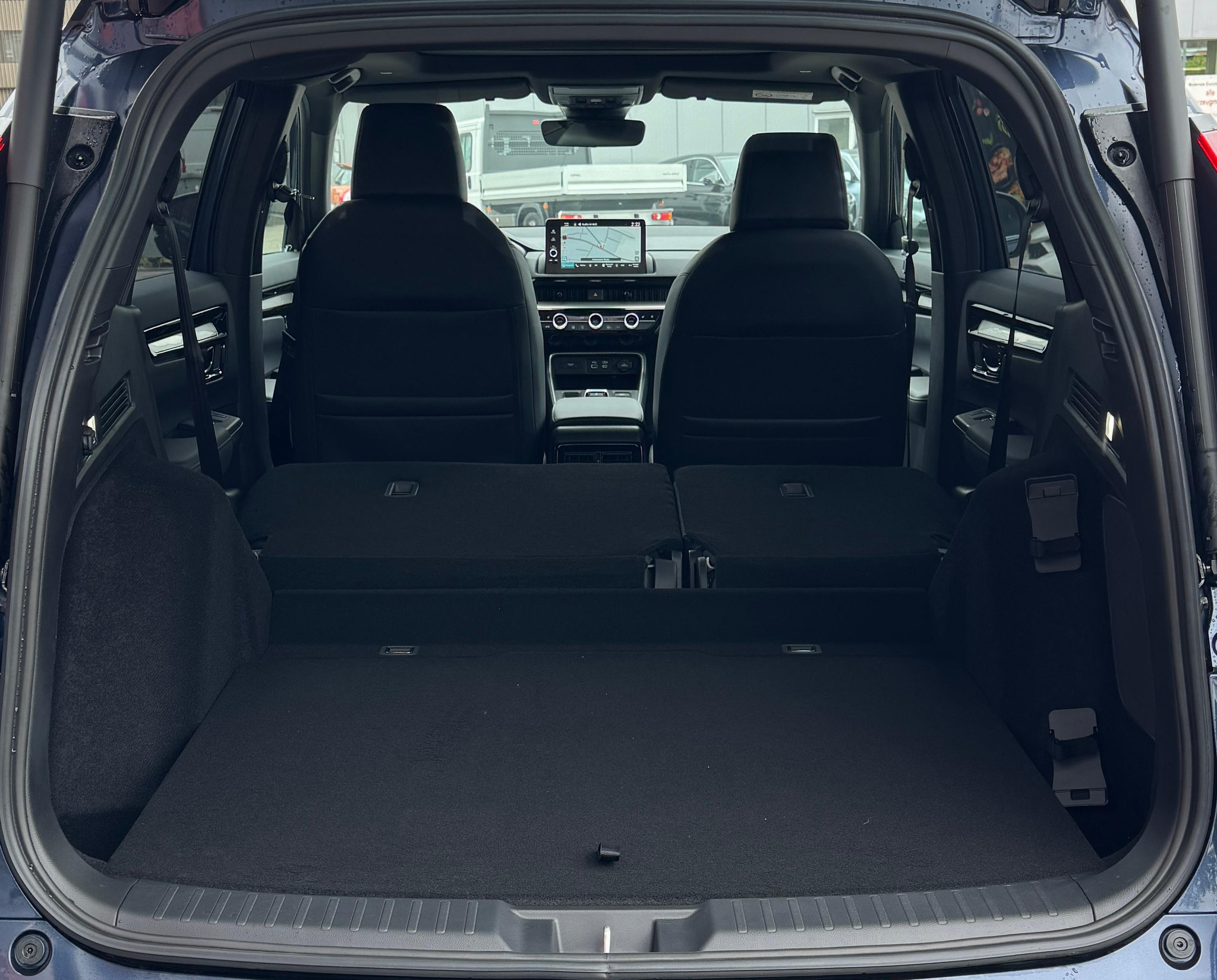 listing desktop thumbnail image 8