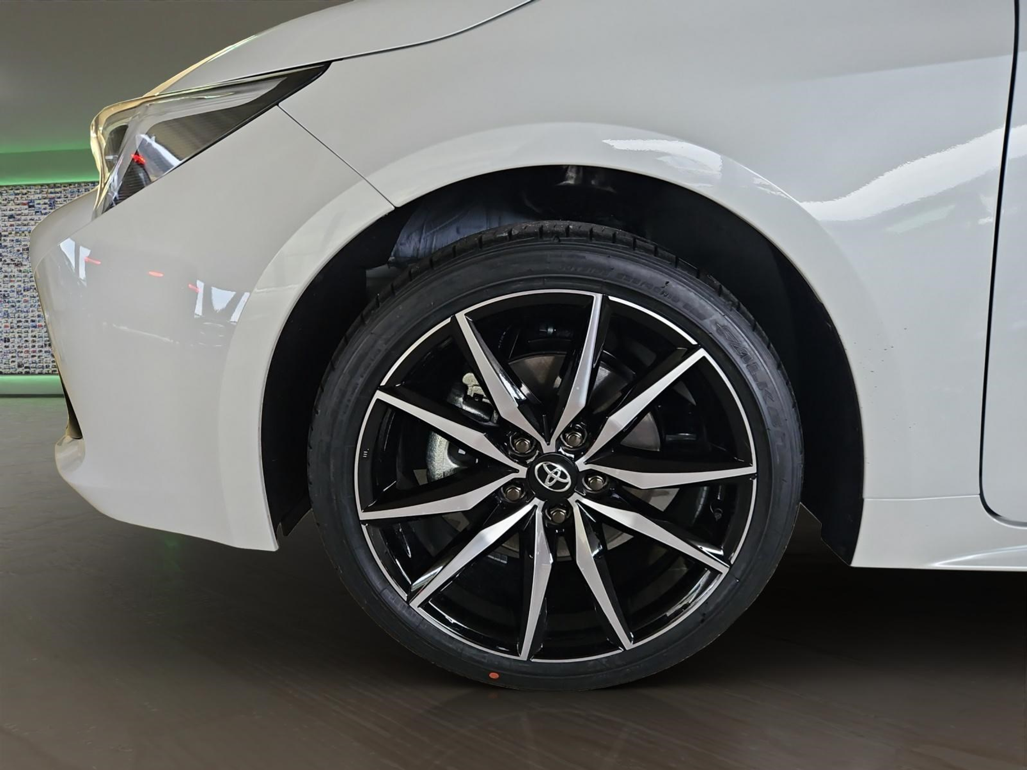 listing desktop thumbnail image 5