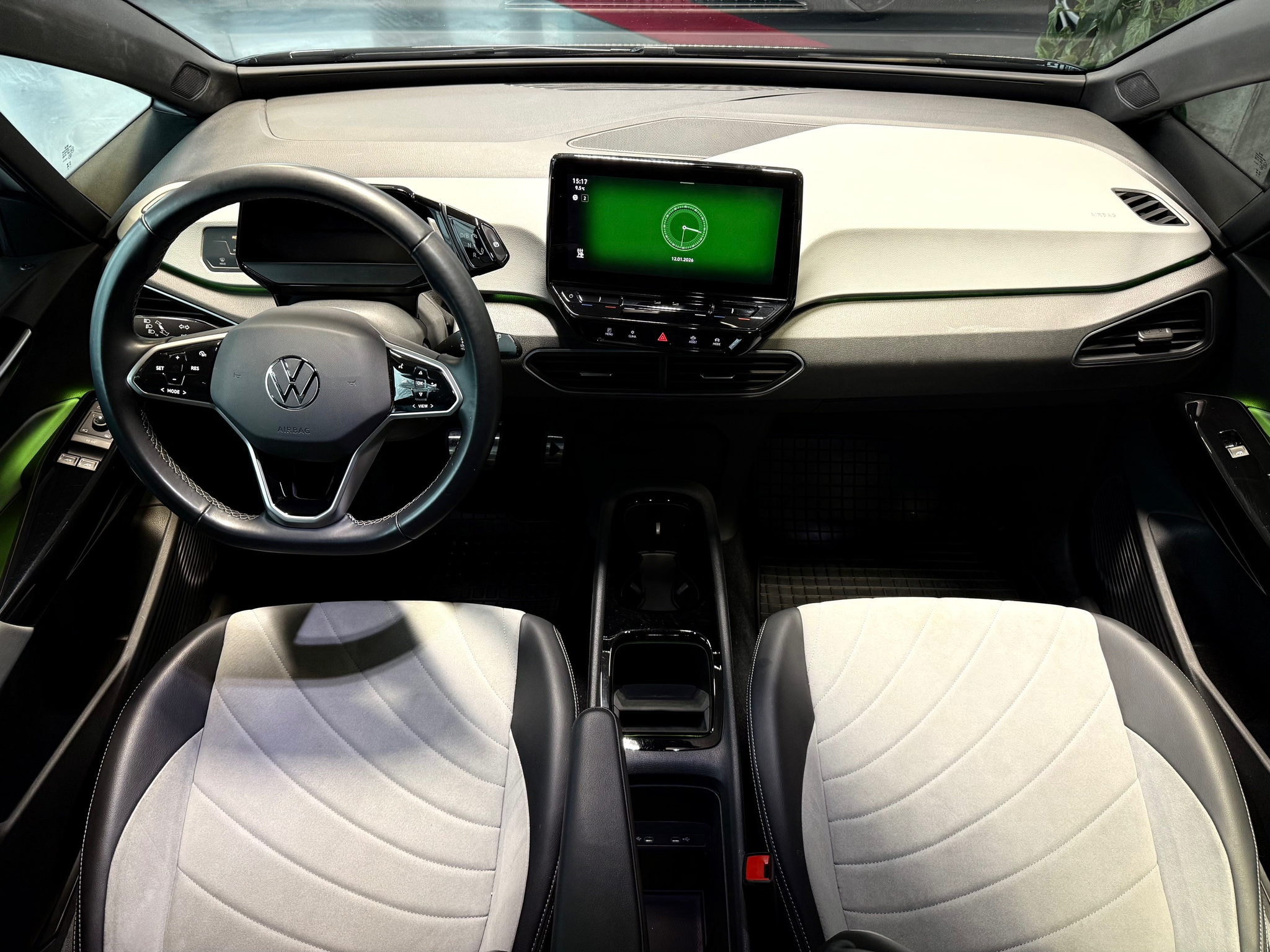 listing desktop thumbnail image 9