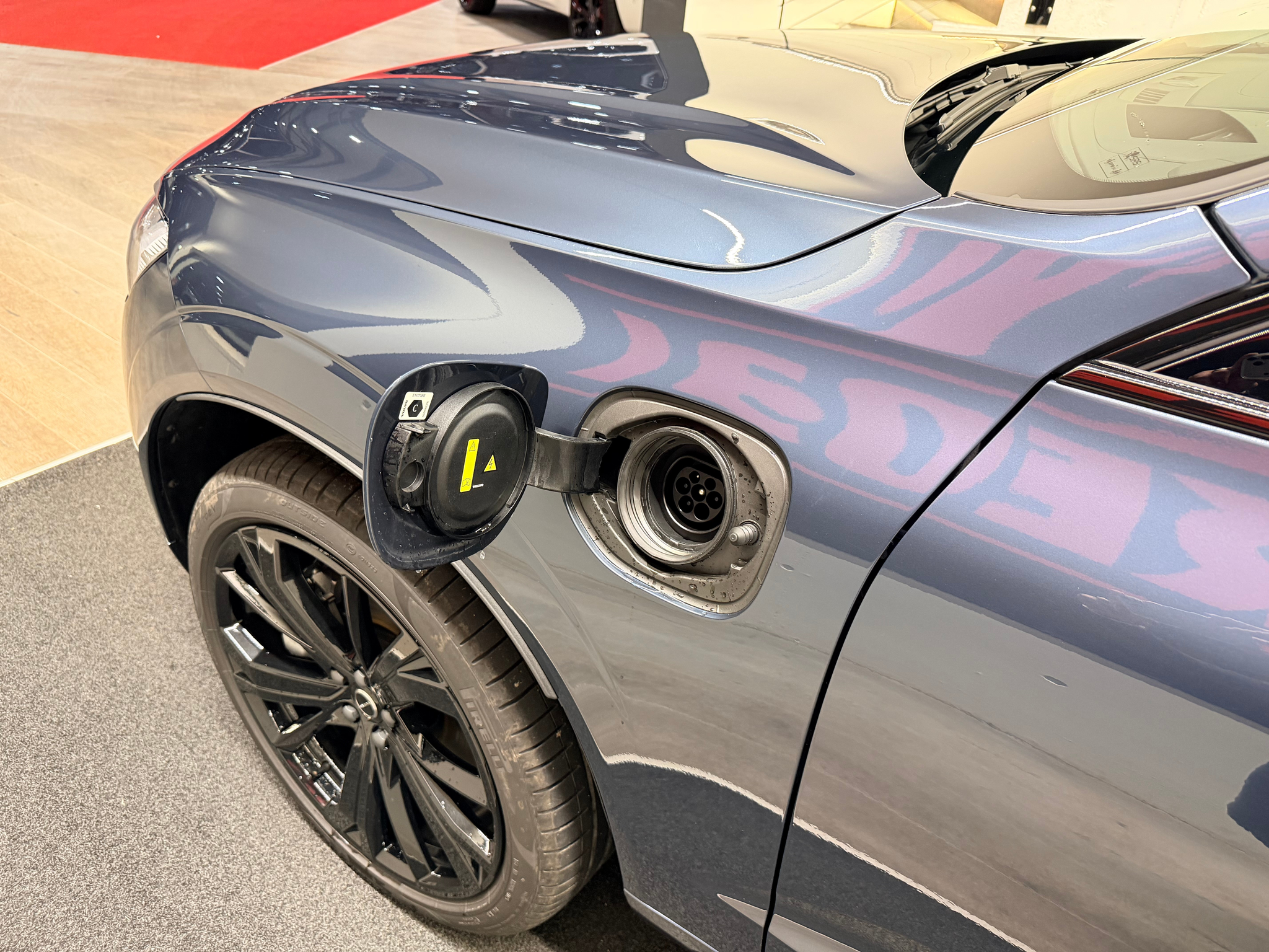 listing desktop thumbnail image 28