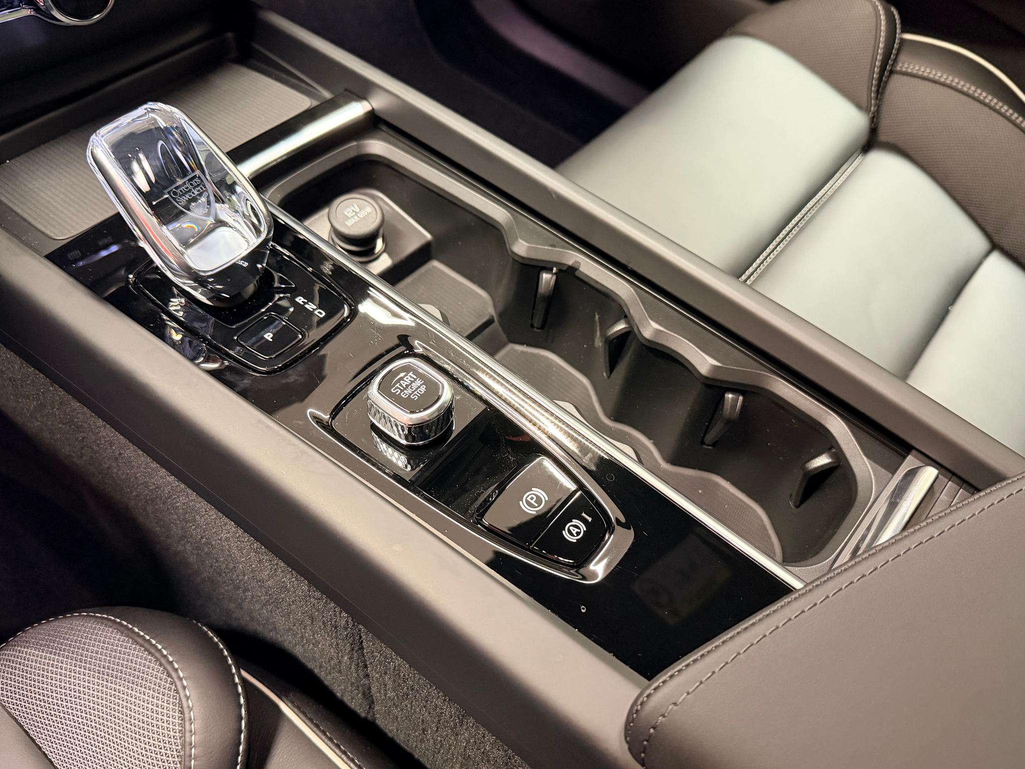 listing desktop thumbnail image 24