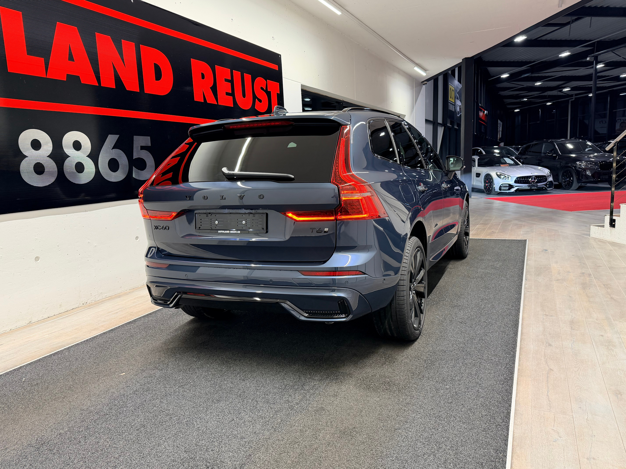 listing desktop thumbnail image 6