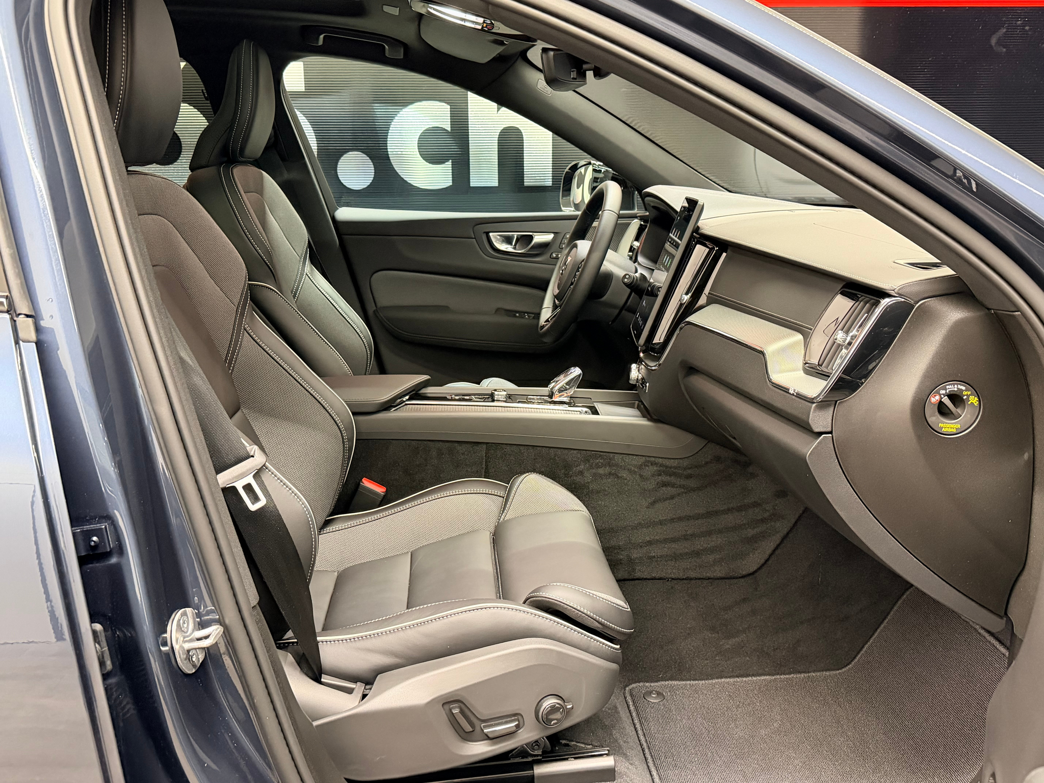 listing desktop thumbnail image 22