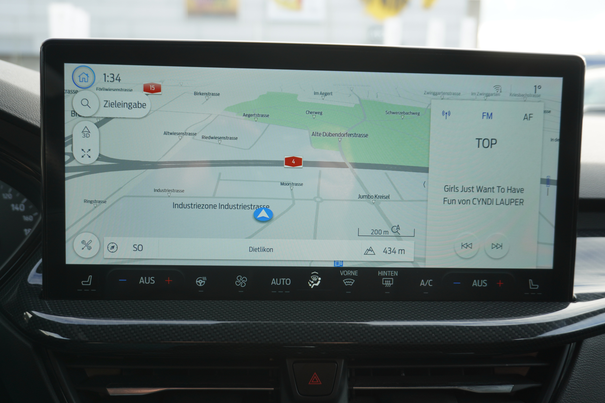 listing desktop thumbnail image 18