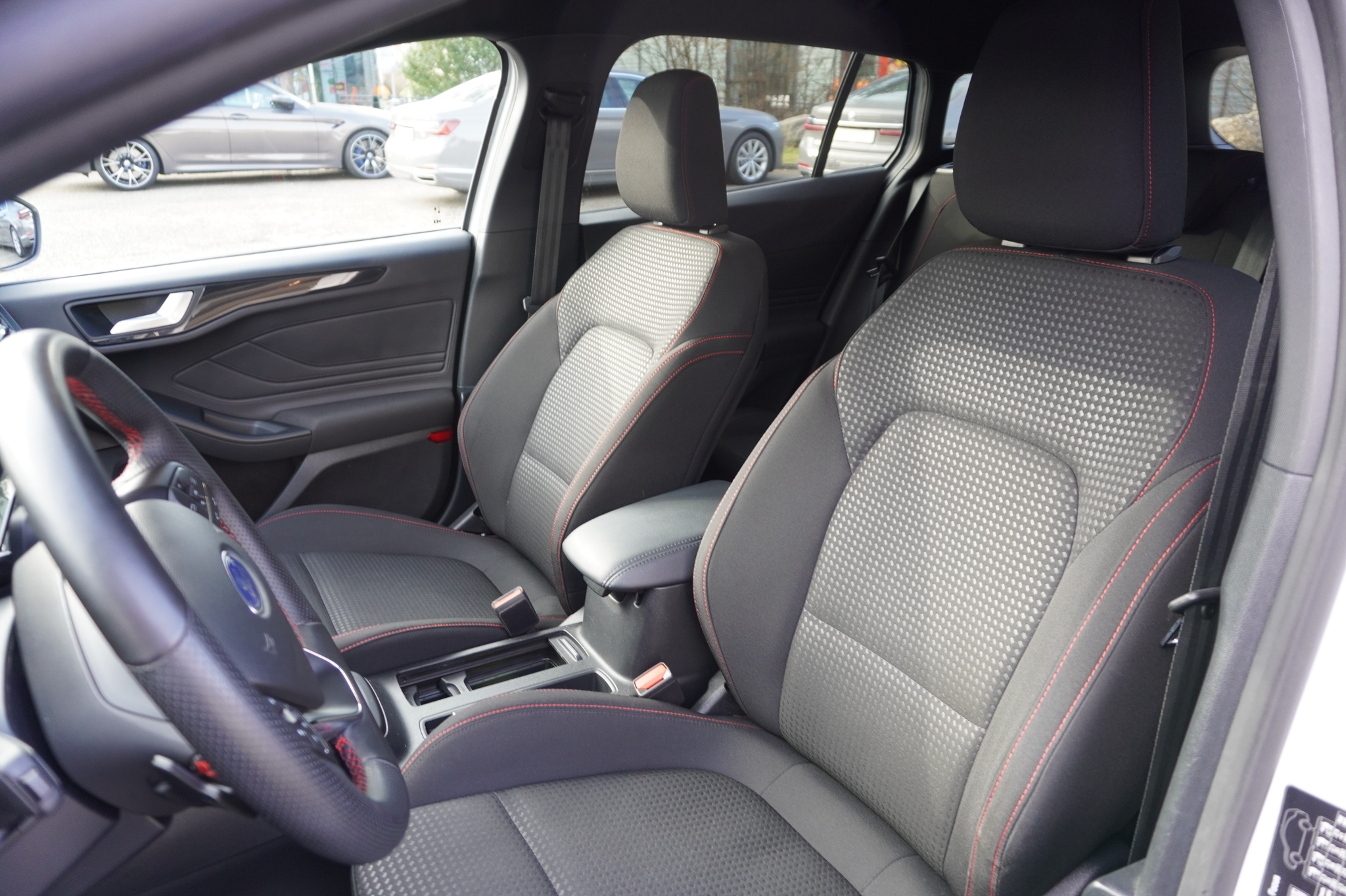 listing desktop thumbnail image 10