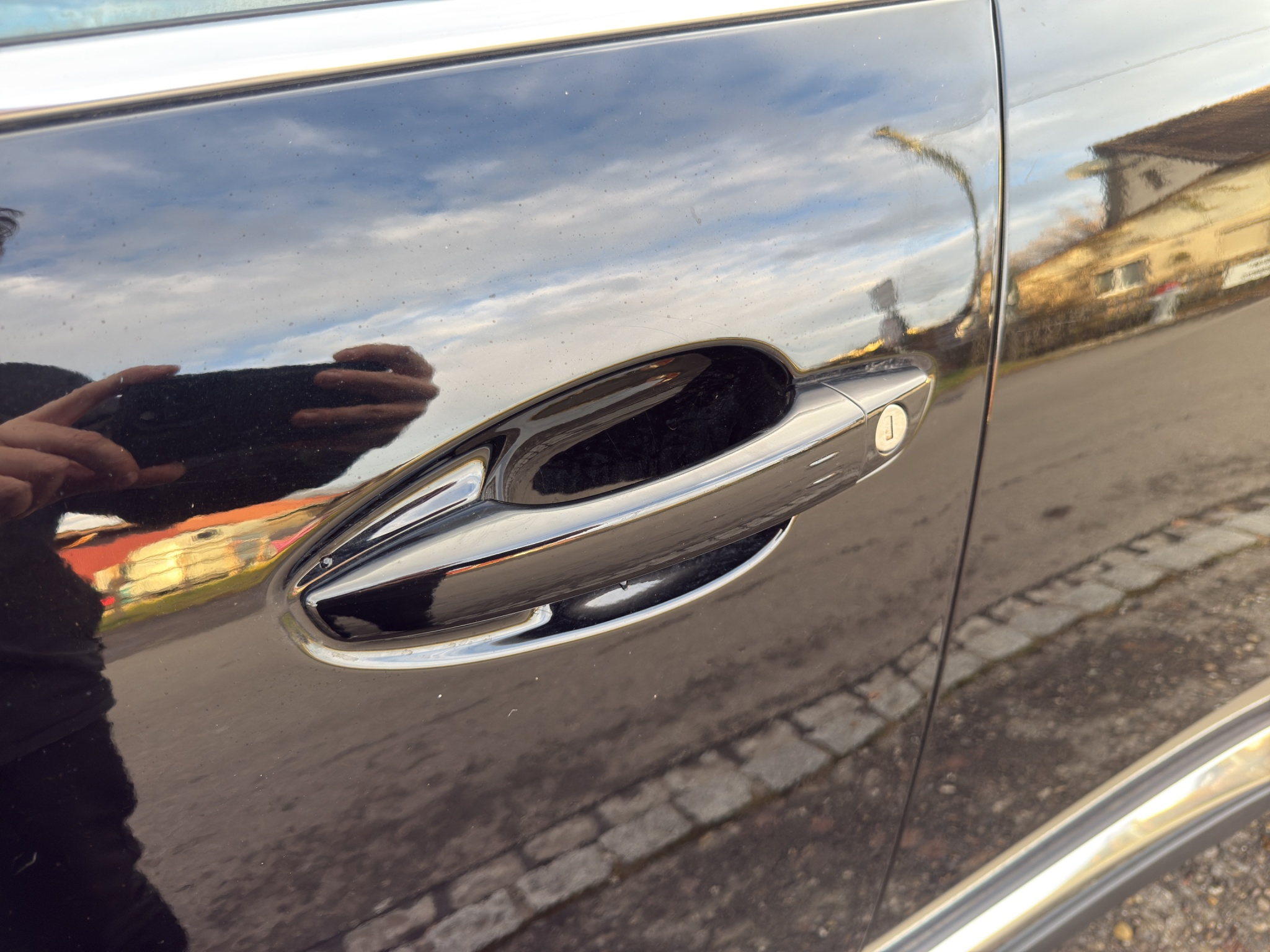 listing desktop thumbnail image 20