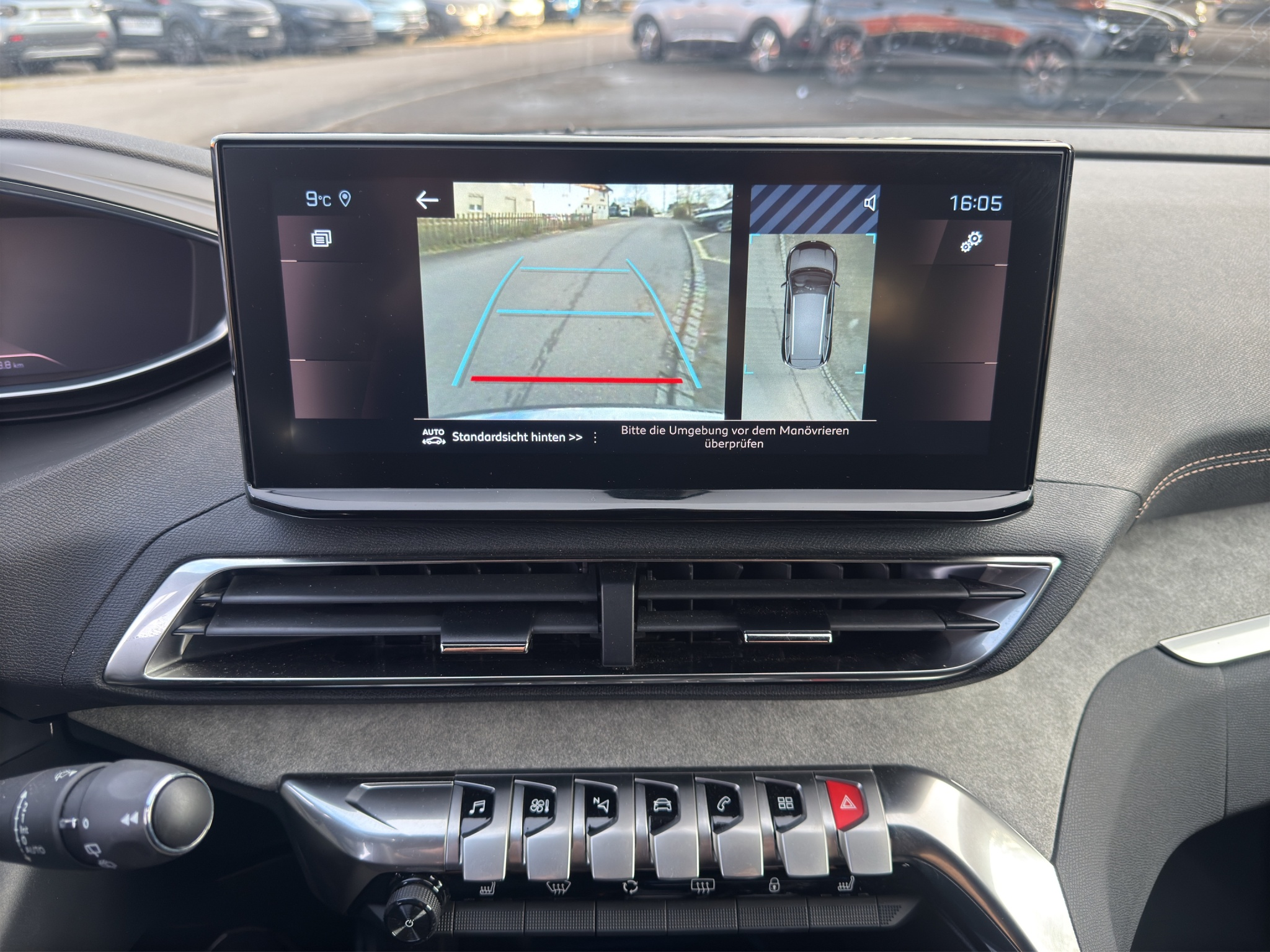 listing desktop thumbnail image 24