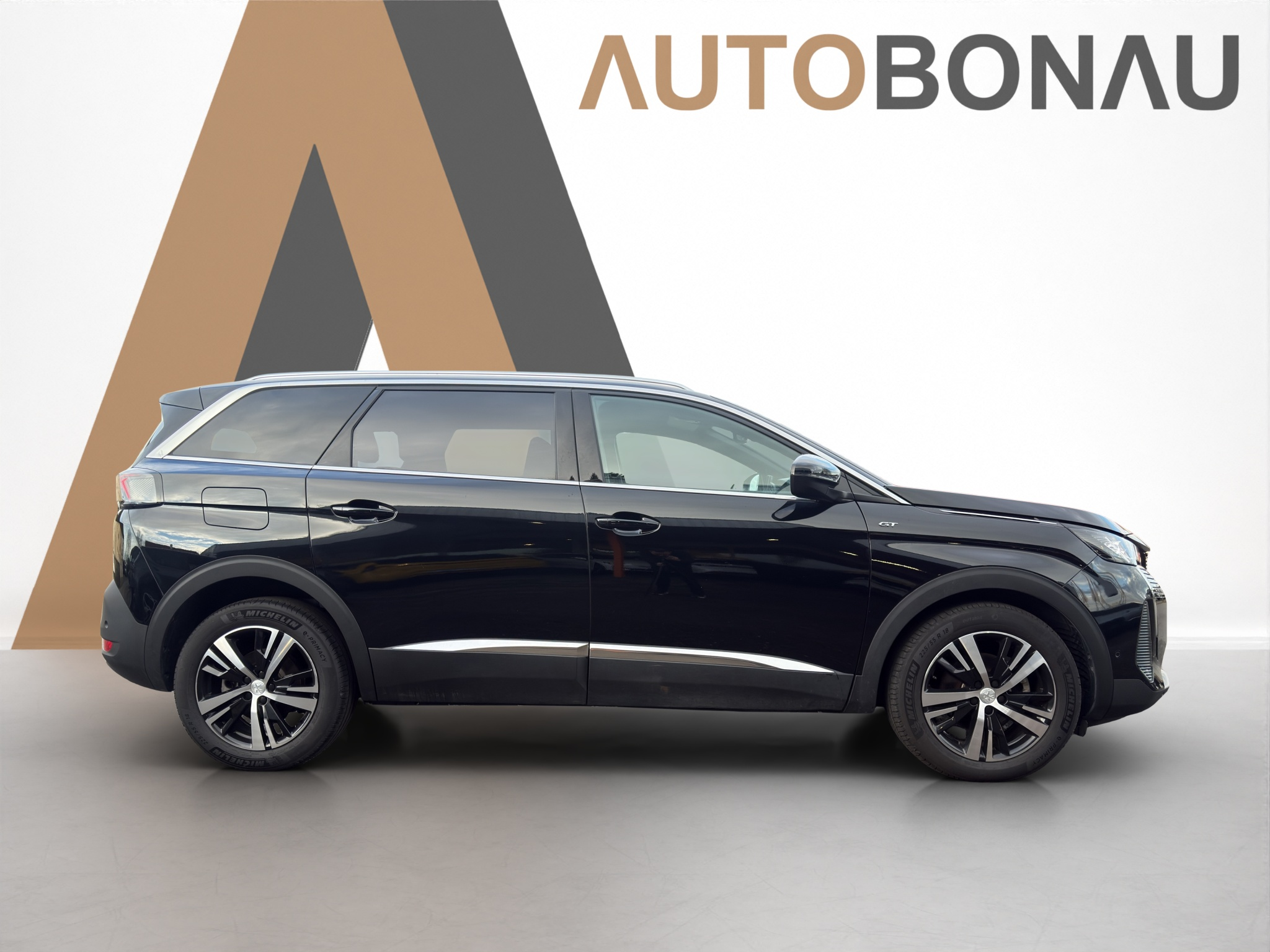 listing desktop thumbnail image 5