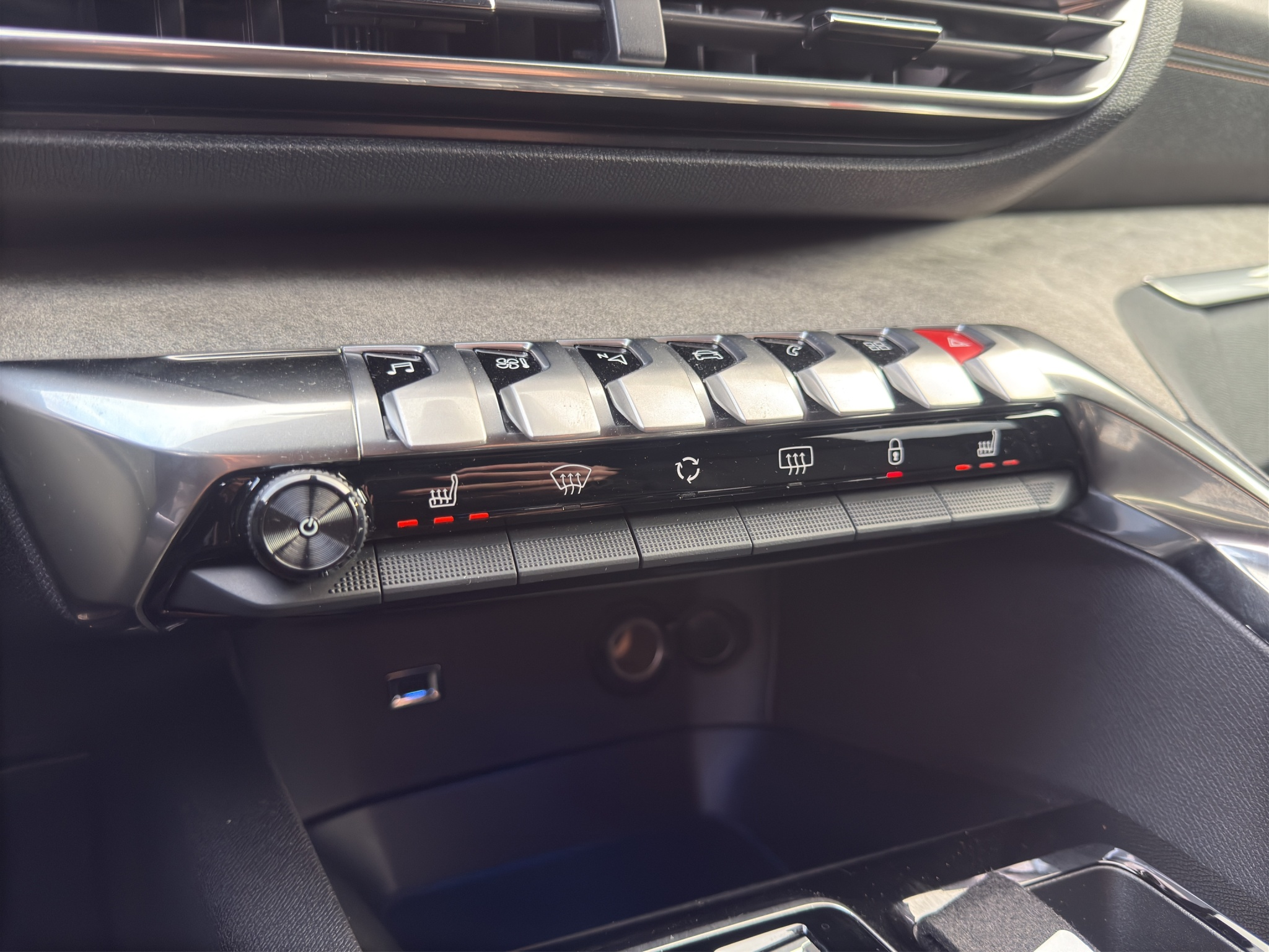 listing desktop thumbnail image 25